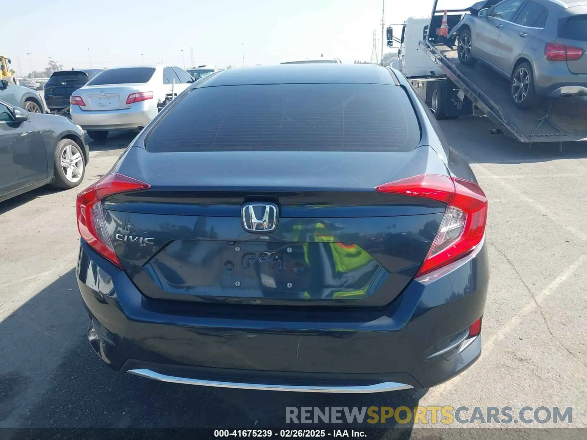 16 Photograph of a damaged car 2HGFC2F66KH564003 HONDA CIVIC 2019