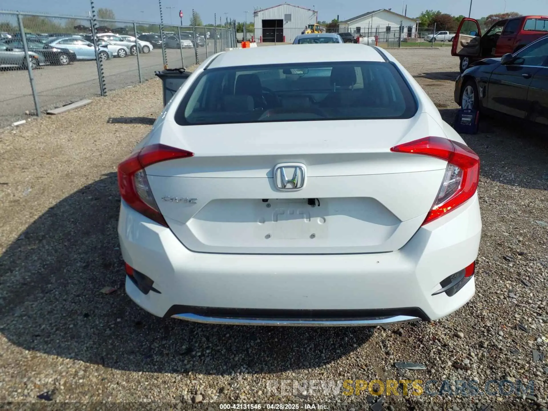 16 Photograph of a damaged car 2HGFC2F66KH567189 HONDA CIVIC 2019