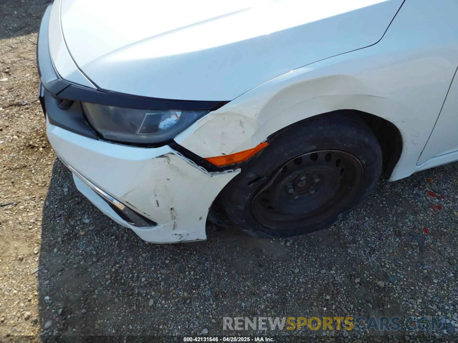 6 Photograph of a damaged car 2HGFC2F66KH567189 HONDA CIVIC 2019