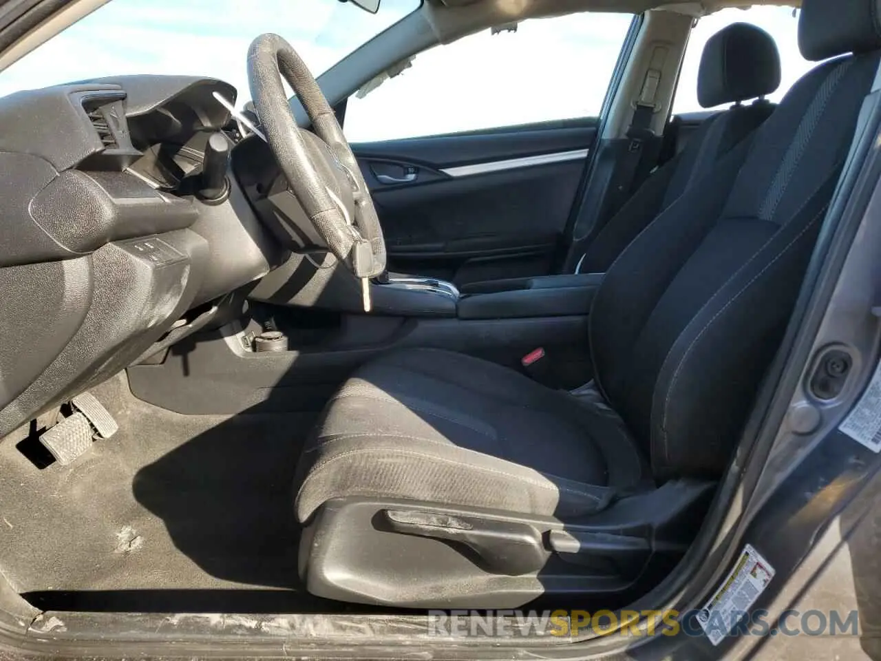 7 Photograph of a damaged car 2HGFC2F66KH567841 HONDA CIVIC 2019