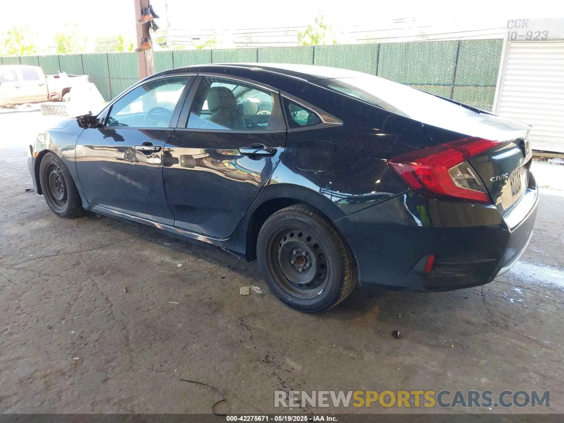 3 Photograph of a damaged car 2HGFC2F66KH582629 HONDA CIVIC 2019