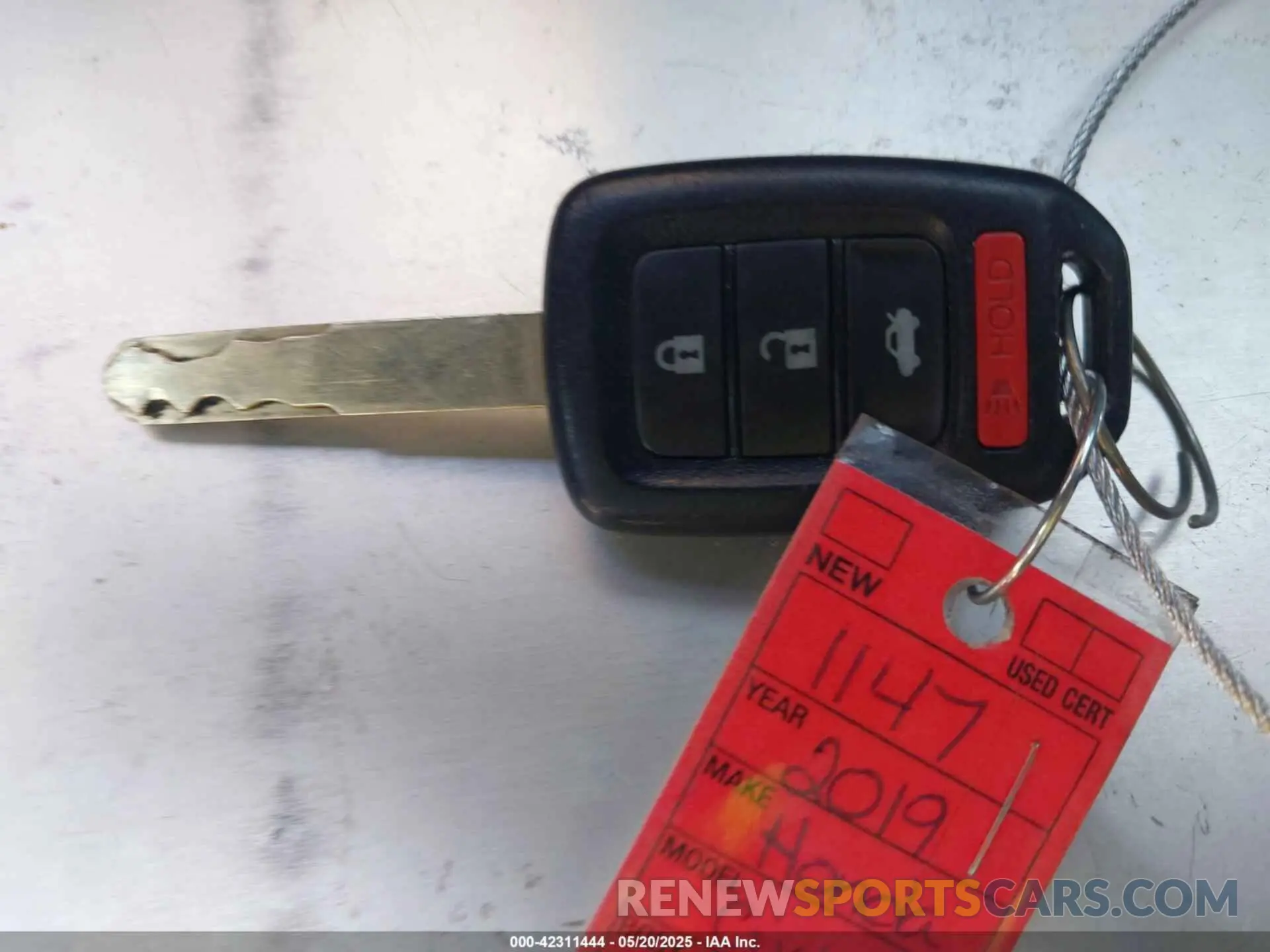 11 Photograph of a damaged car 2HGFC2F66KH598782 HONDA CIVIC 2019