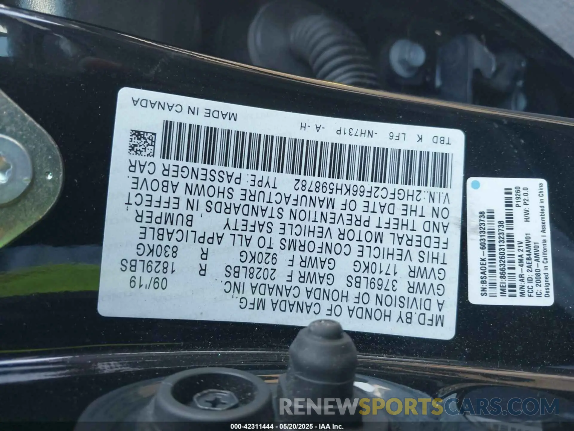 9 Photograph of a damaged car 2HGFC2F66KH598782 HONDA CIVIC 2019