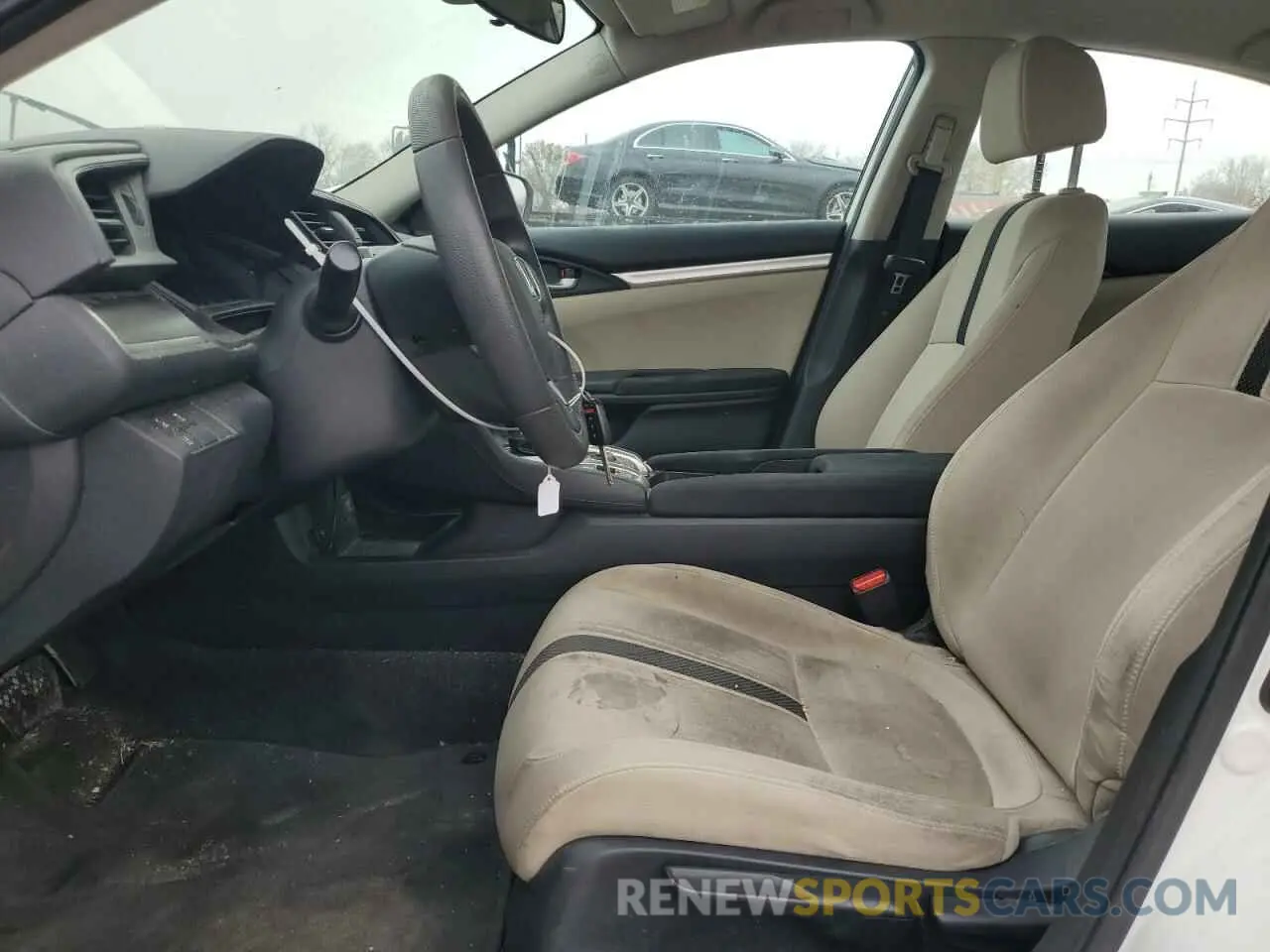 7 Photograph of a damaged car 2HGFC2F67KH545606 HONDA CIVIC 2019