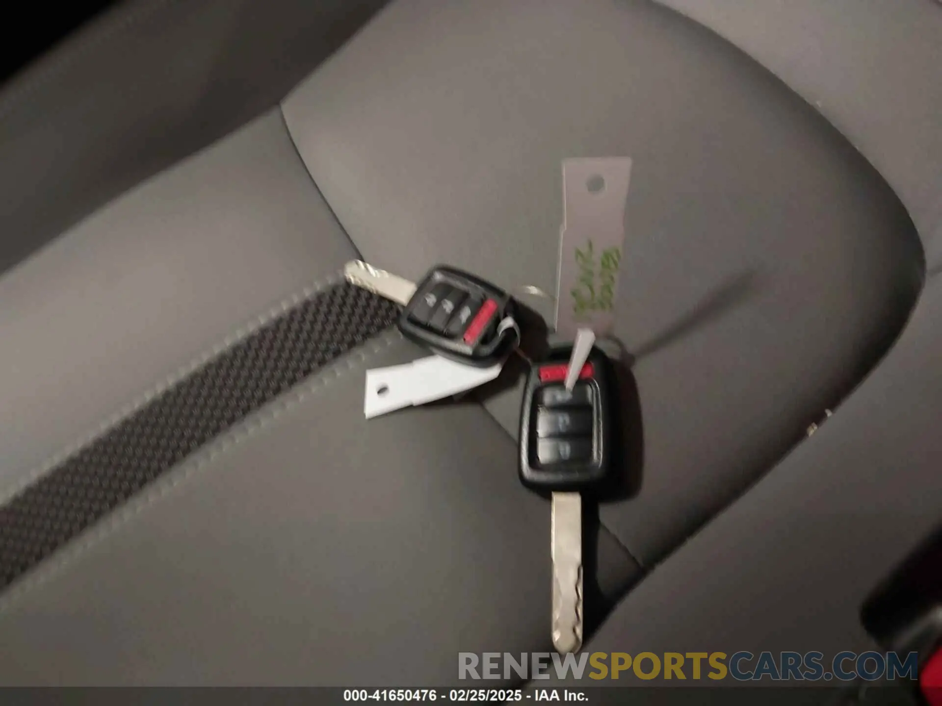 11 Photograph of a damaged car 2HGFC2F67KH555908 HONDA CIVIC 2019