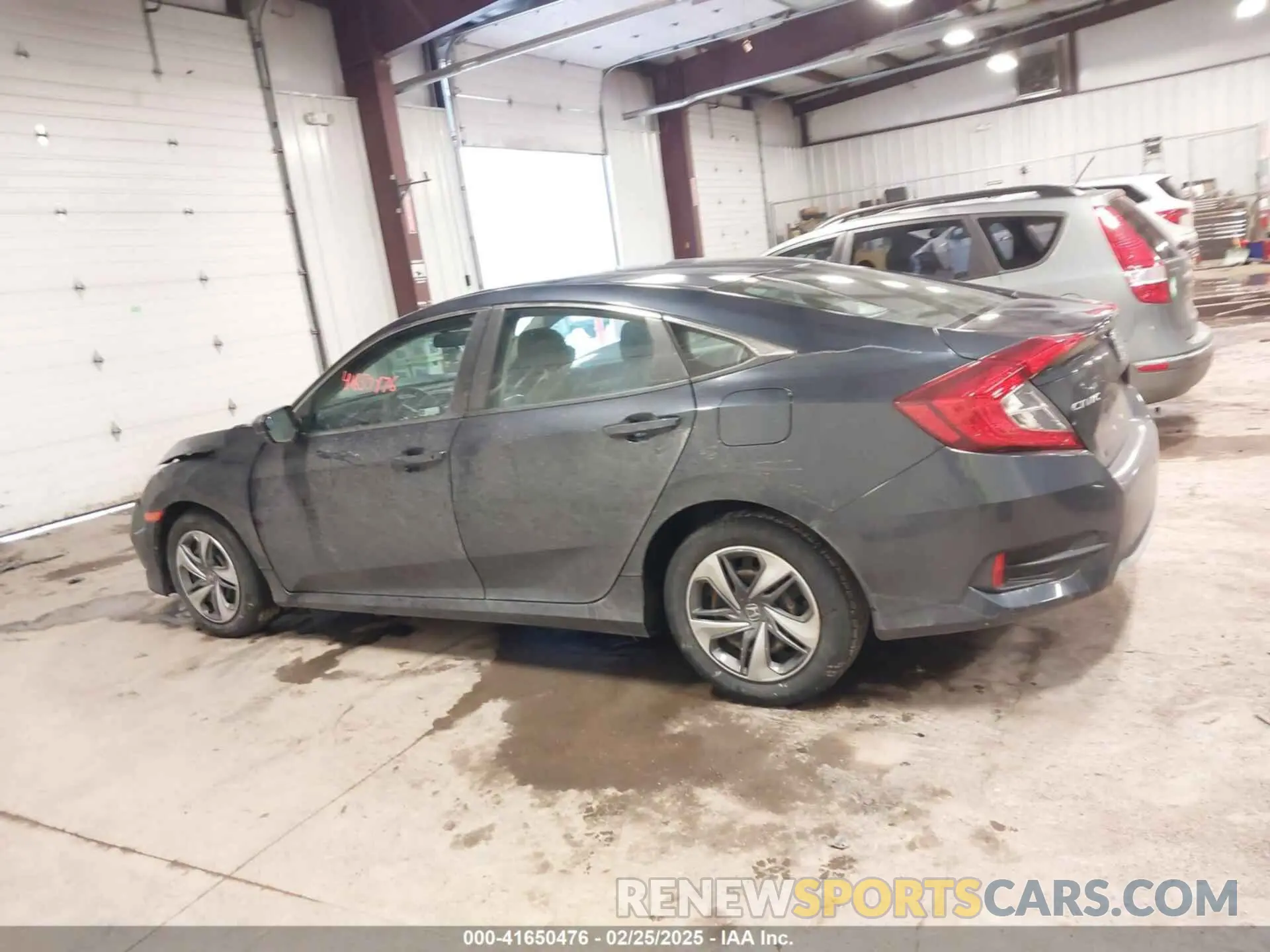14 Photograph of a damaged car 2HGFC2F67KH555908 HONDA CIVIC 2019