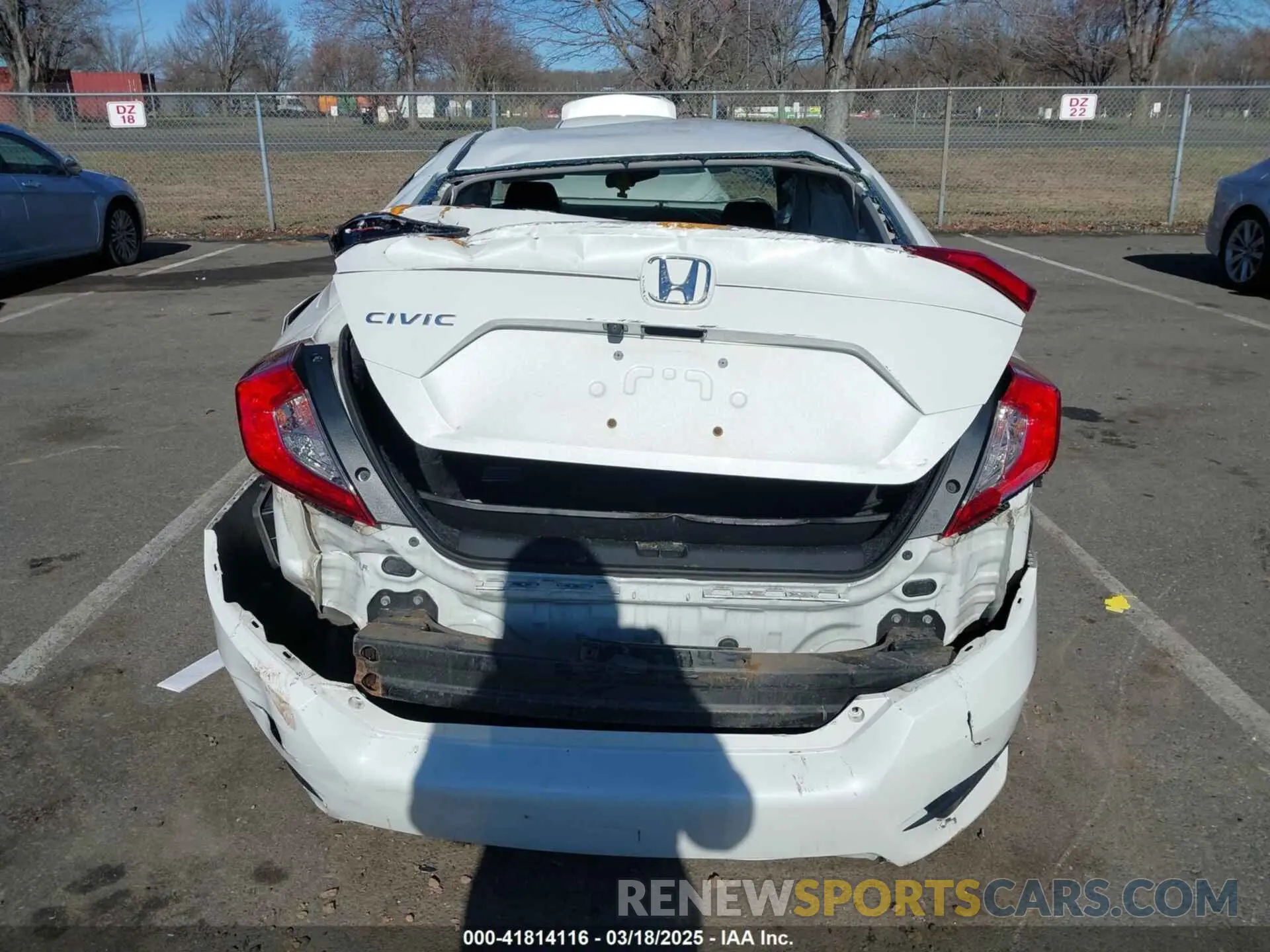 16 Photograph of a damaged car 2HGFC2F67KH572191 HONDA CIVIC 2019