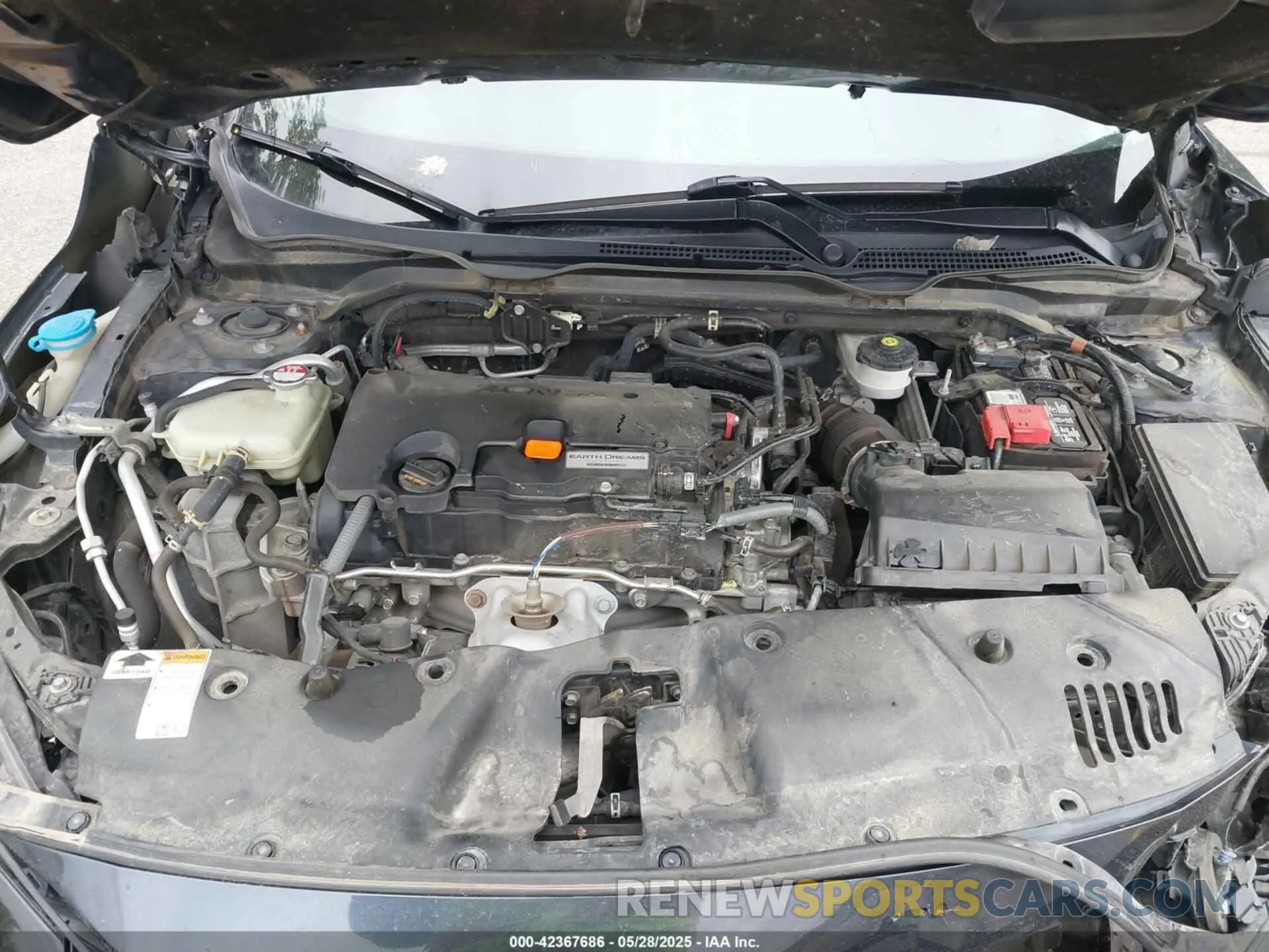 10 Photograph of a damaged car 2HGFC2F67KH600863 HONDA CIVIC 2019