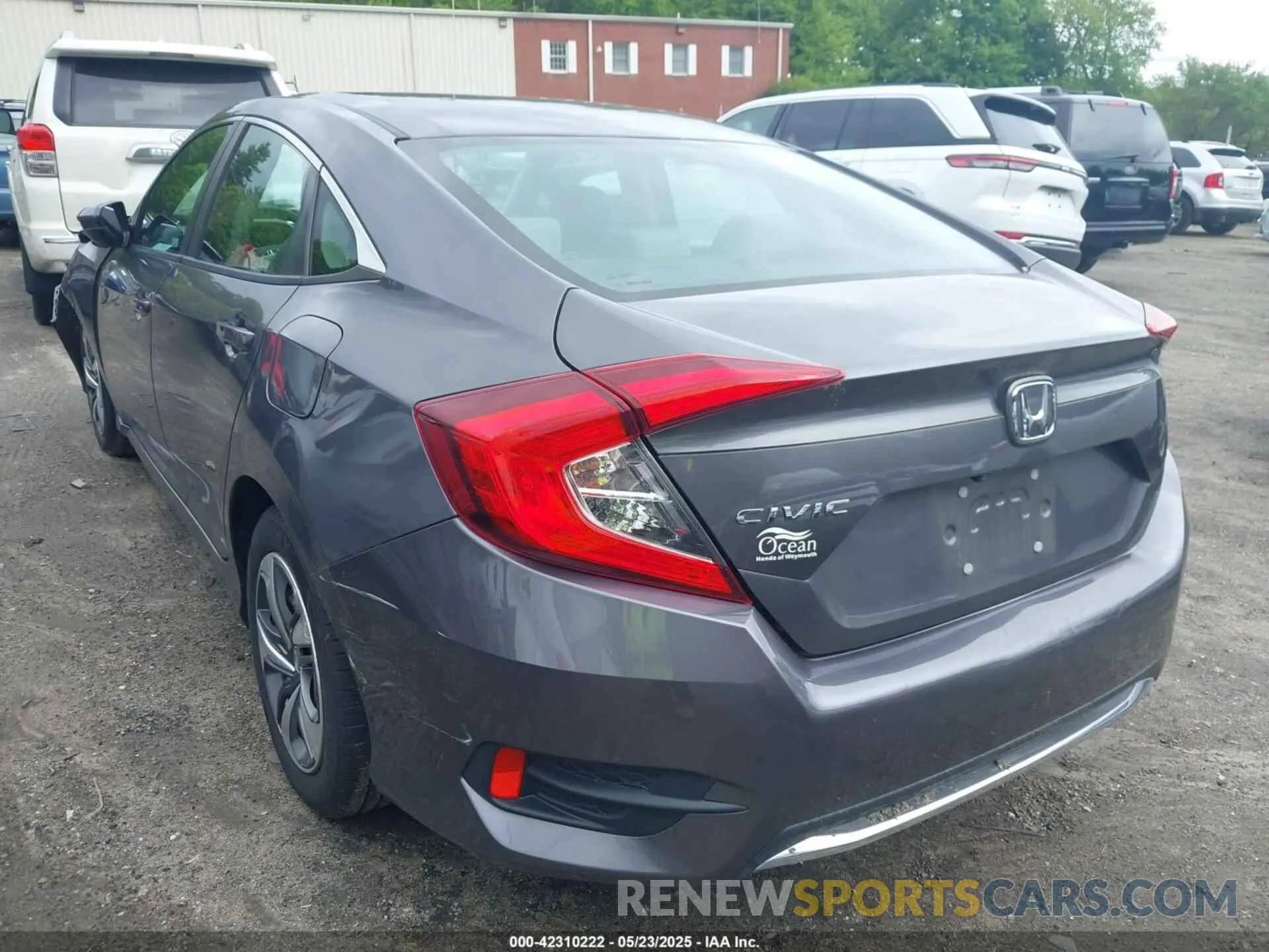 3 Photograph of a damaged car 2HGFC2F67KH606663 HONDA CIVIC 2019