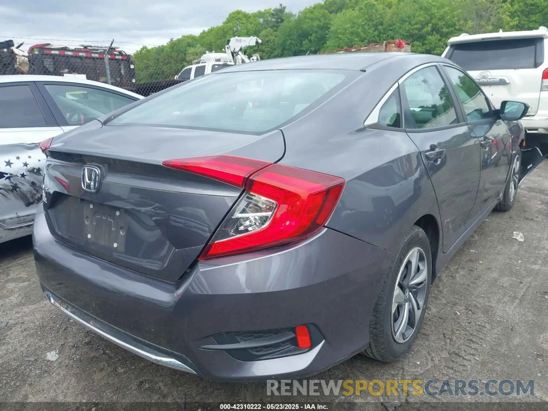 4 Photograph of a damaged car 2HGFC2F67KH606663 HONDA CIVIC 2019
