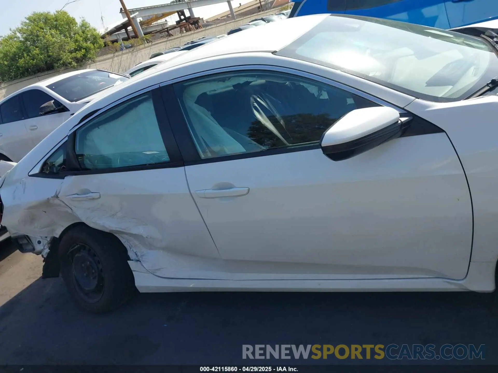 14 Photograph of a damaged car 2HGFC2F68KH531925 HONDA CIVIC 2019