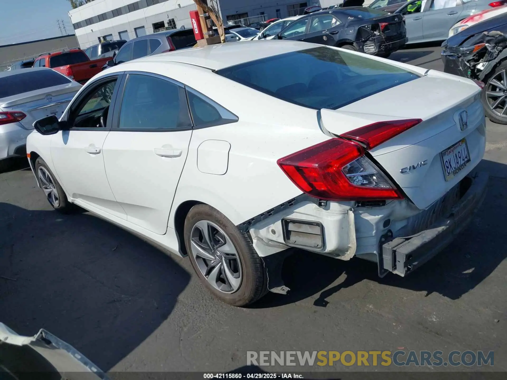 3 Photograph of a damaged car 2HGFC2F68KH531925 HONDA CIVIC 2019