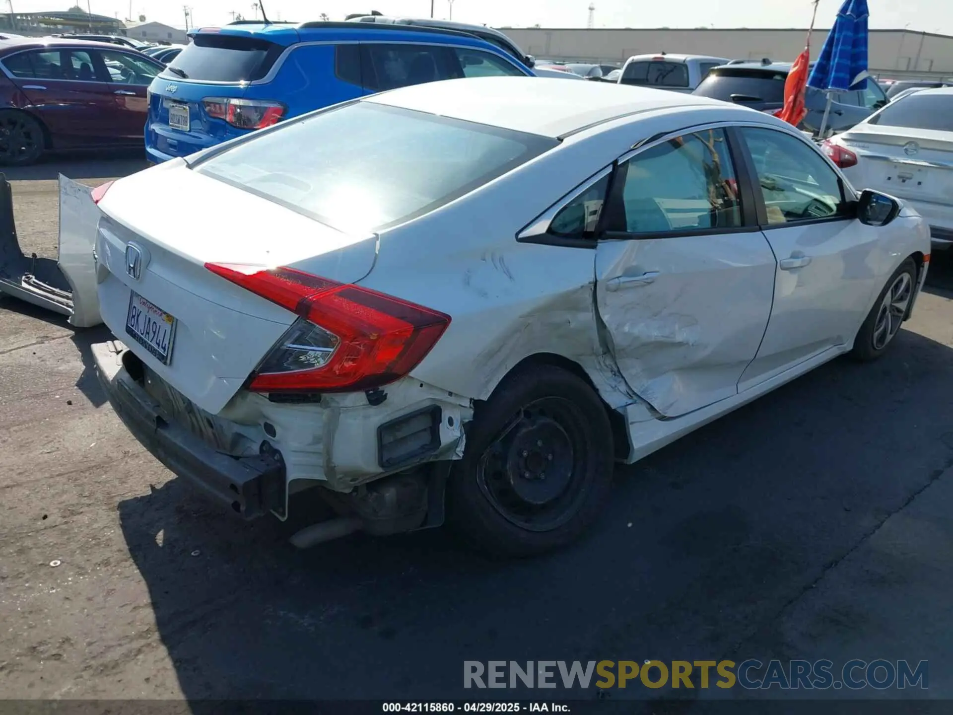 4 Photograph of a damaged car 2HGFC2F68KH531925 HONDA CIVIC 2019