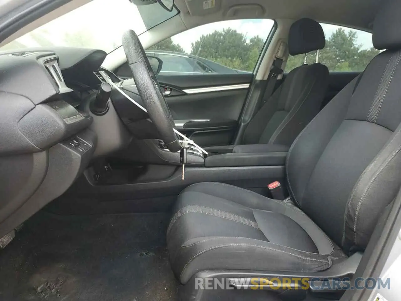 7 Photograph of a damaged car 2HGFC2F68KH556274 HONDA CIVIC 2019