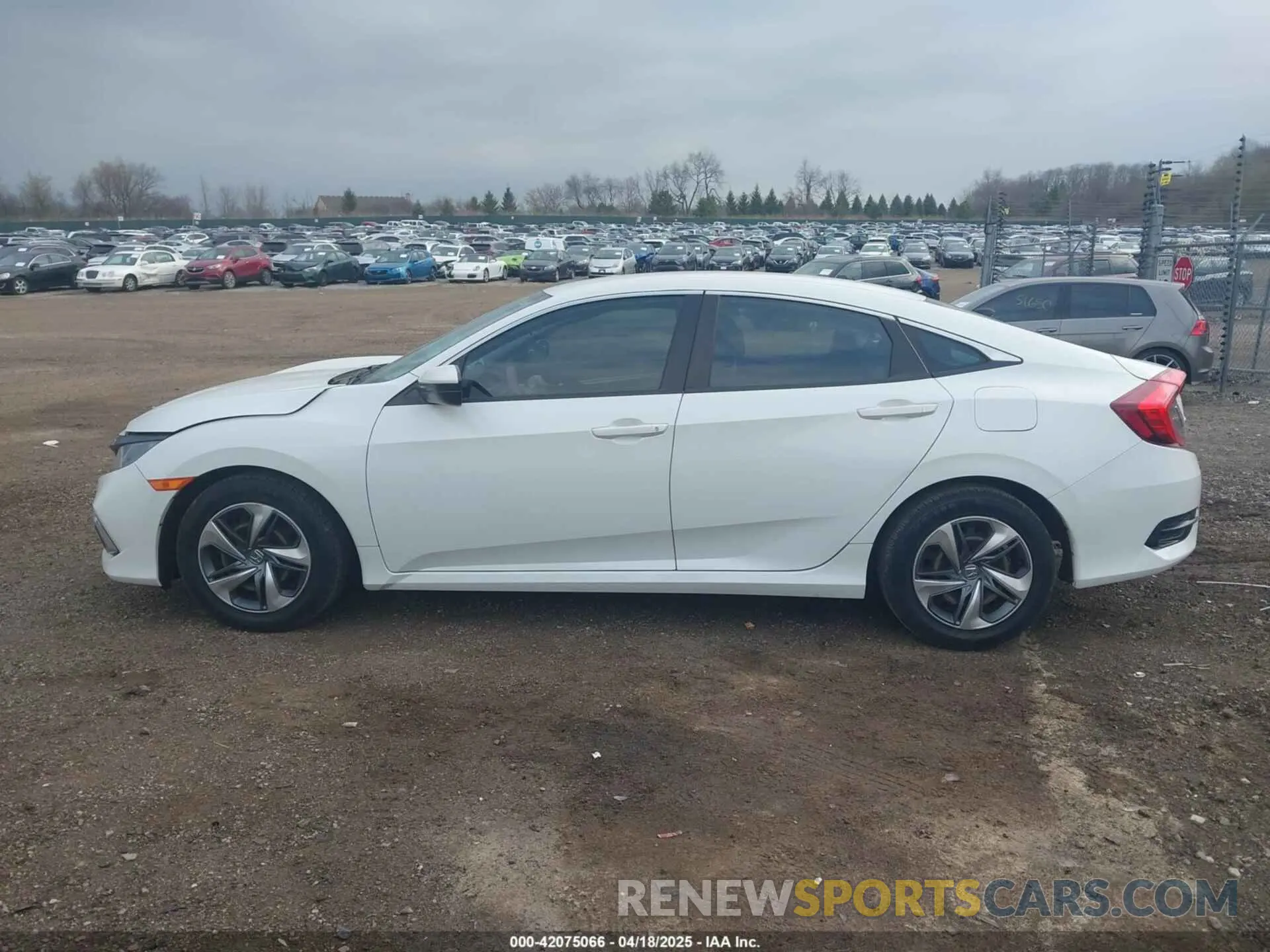 15 Photograph of a damaged car 2HGFC2F68KH573107 HONDA CIVIC 2019