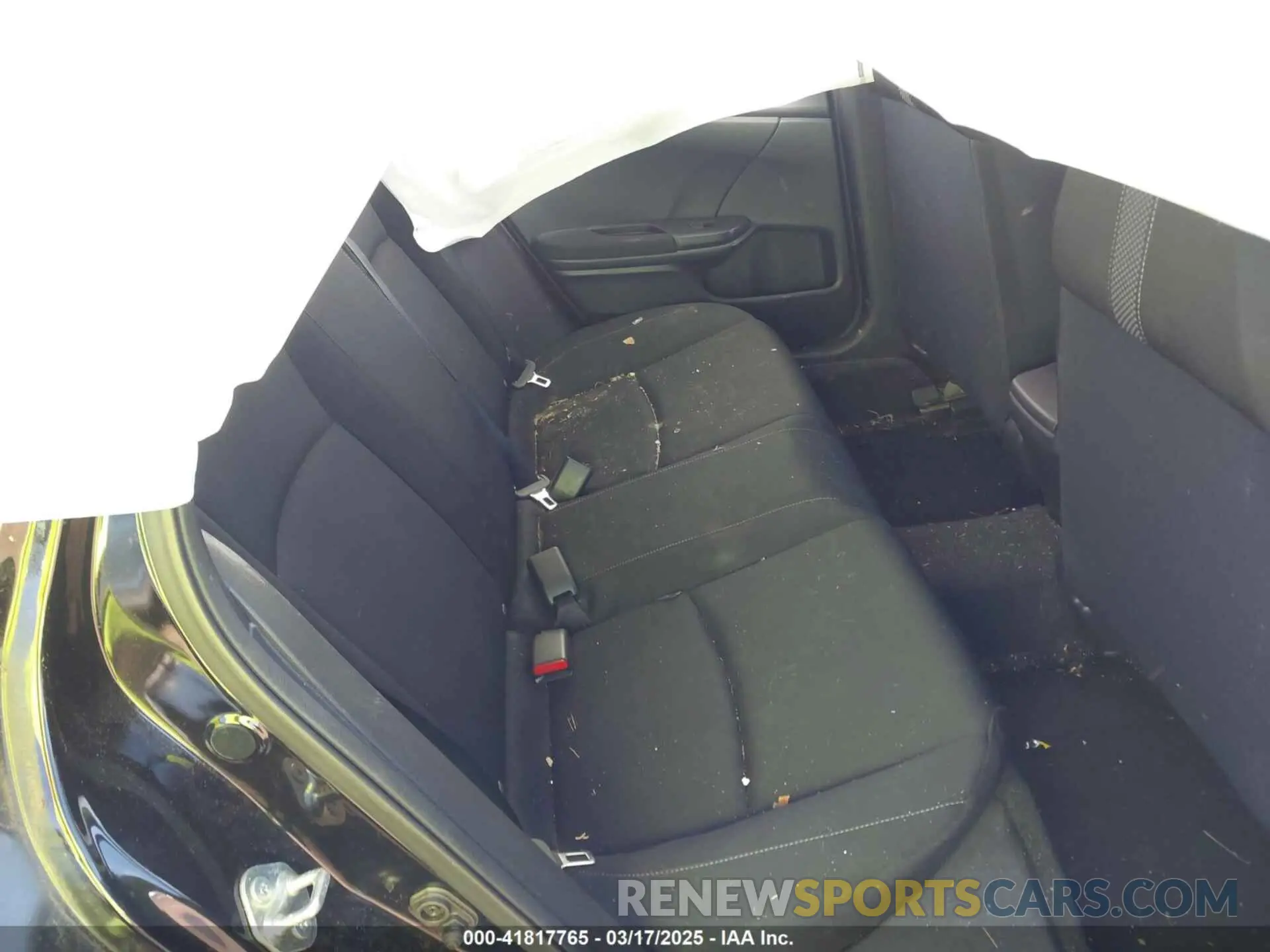 8 Photograph of a damaged car 2HGFC2F68KH574418 HONDA CIVIC 2019