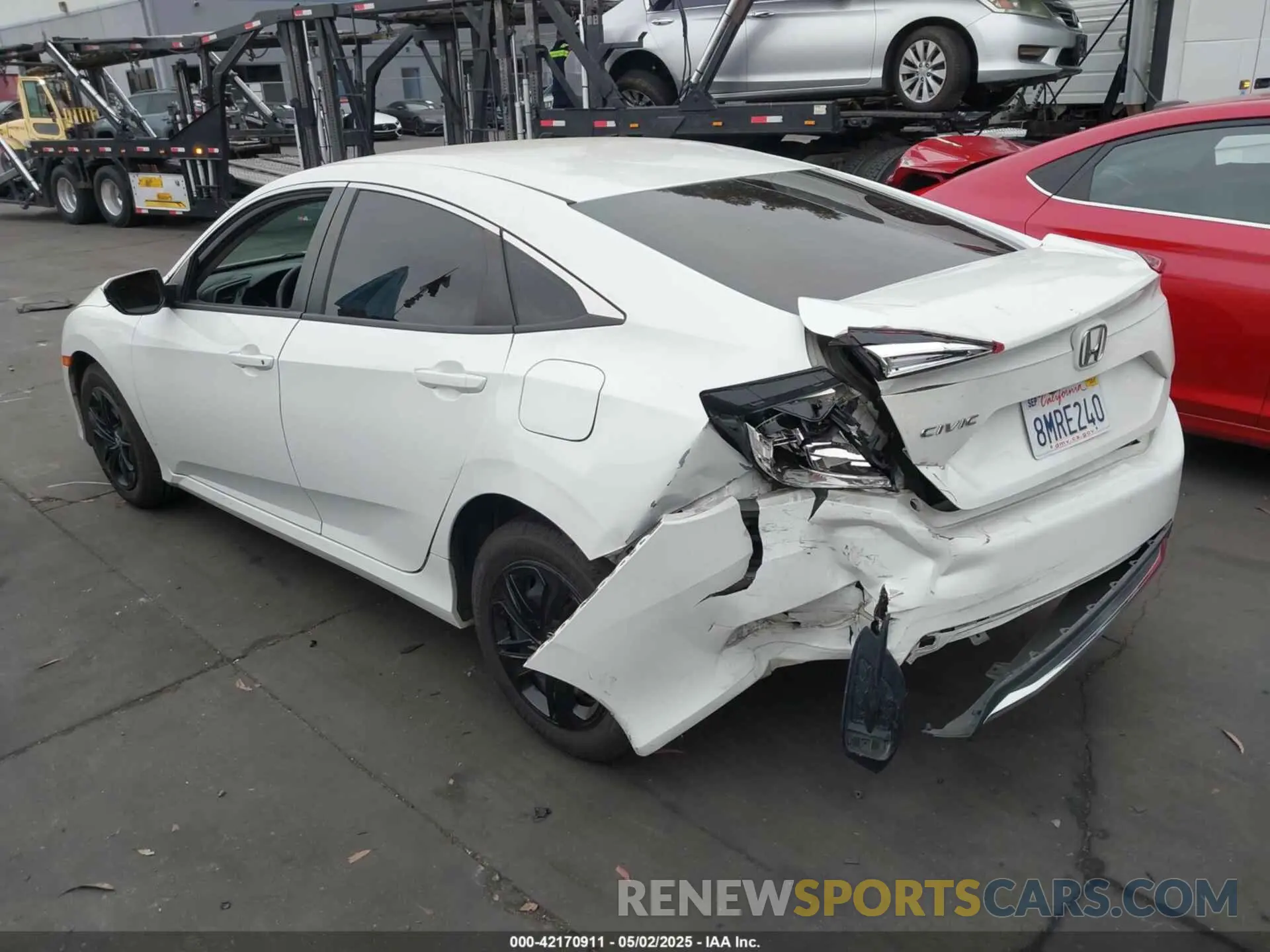 3 Photograph of a damaged car 2HGFC2F68KH587637 HONDA CIVIC 2019