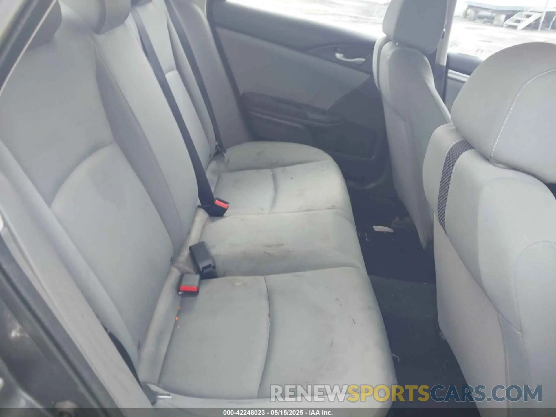 8 Photograph of a damaged car 2HGFC2F68KH590327 HONDA CIVIC 2019