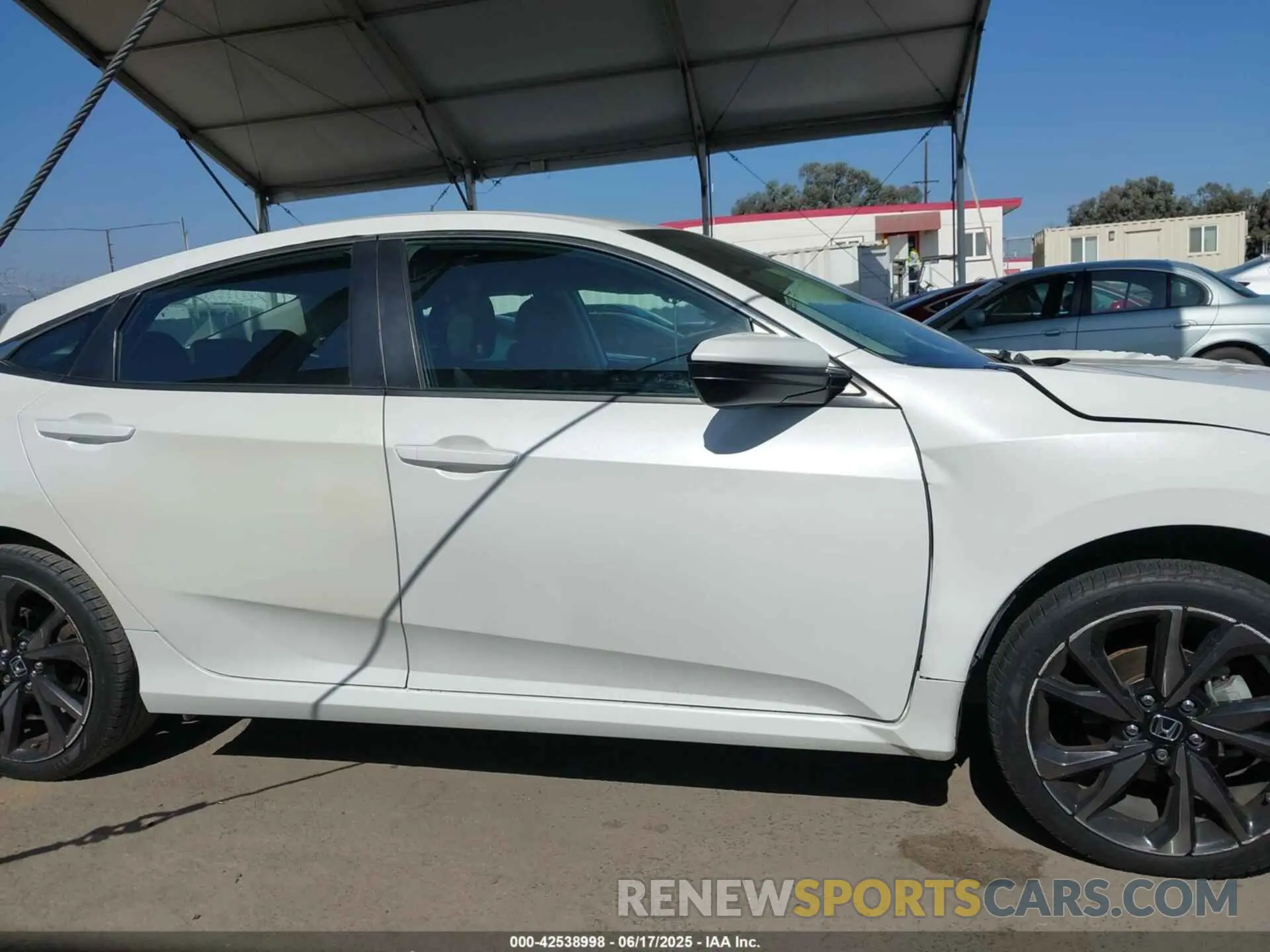13 Photograph of a damaged car 2HGFC2F69KH505902 HONDA CIVIC 2019