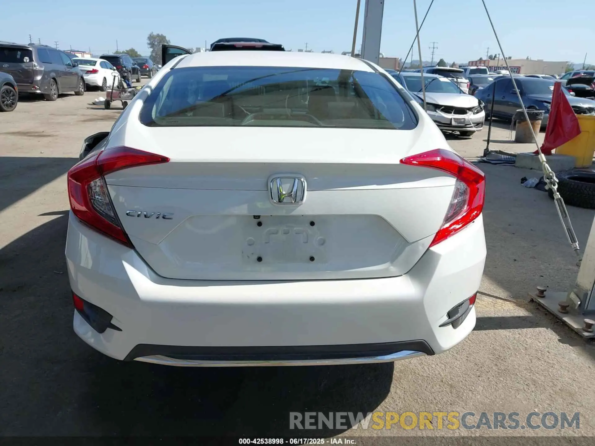 16 Photograph of a damaged car 2HGFC2F69KH505902 HONDA CIVIC 2019