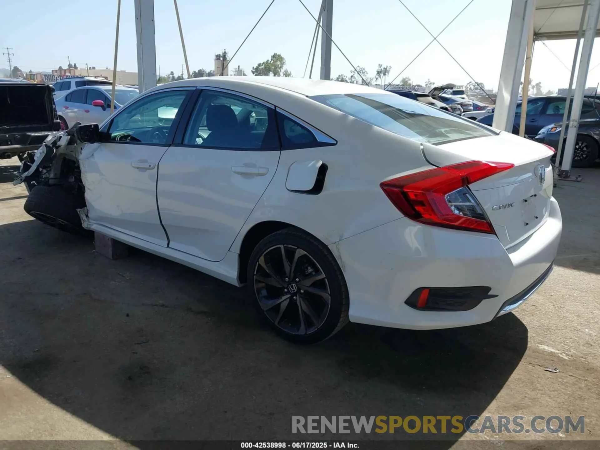 3 Photograph of a damaged car 2HGFC2F69KH505902 HONDA CIVIC 2019
