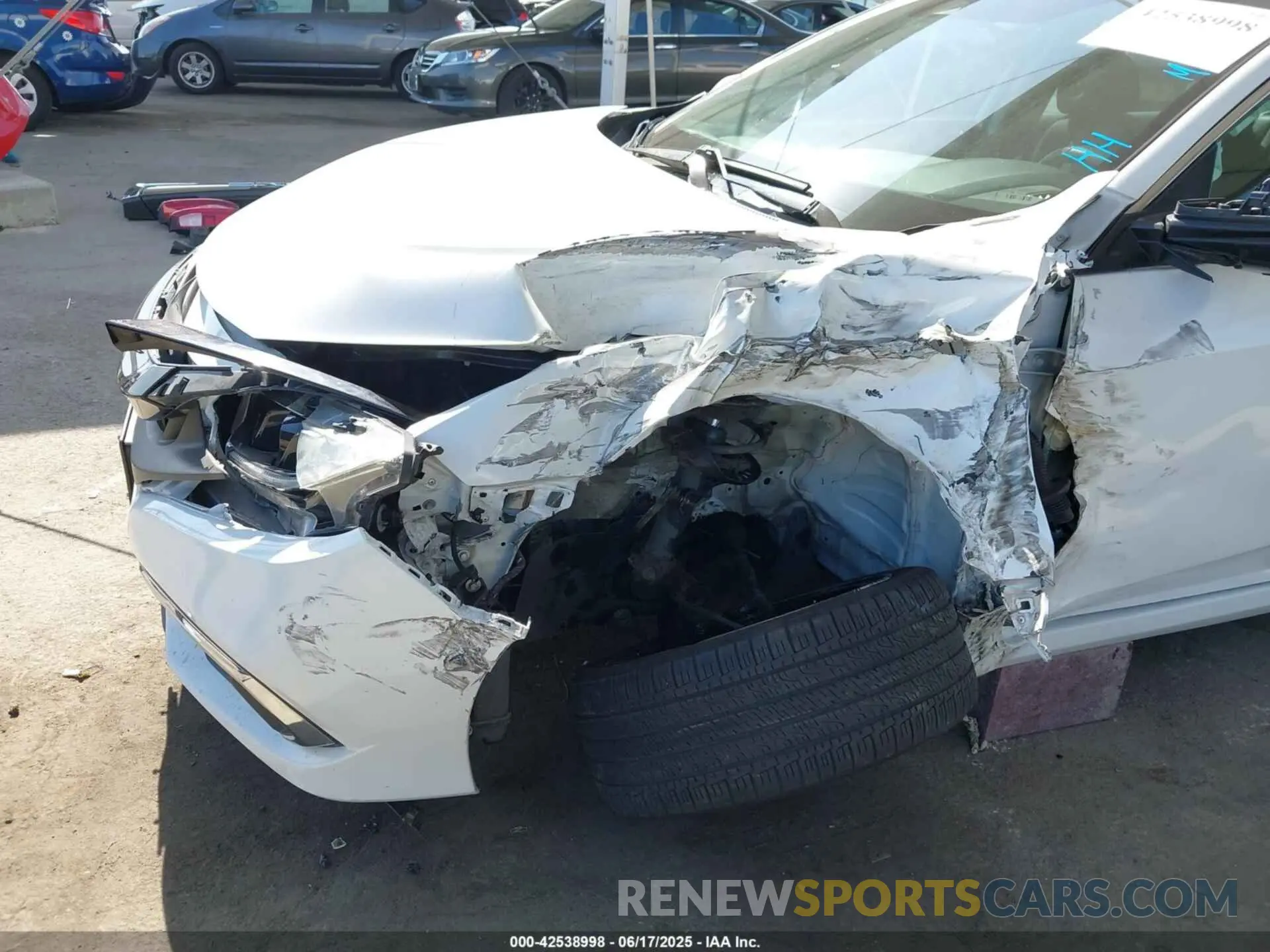 6 Photograph of a damaged car 2HGFC2F69KH505902 HONDA CIVIC 2019