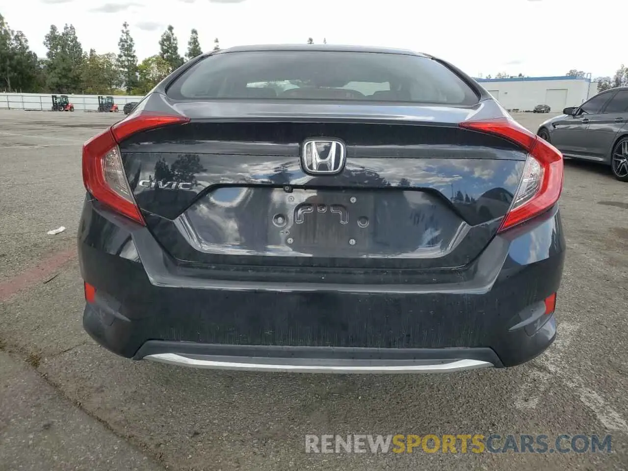 6 Photograph of a damaged car 2HGFC2F69KH550273 HONDA CIVIC 2019
