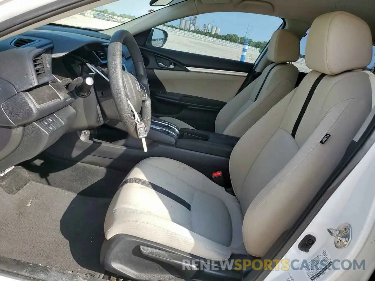 7 Photograph of a damaged car 2HGFC2F69KH552783 HONDA CIVIC 2019