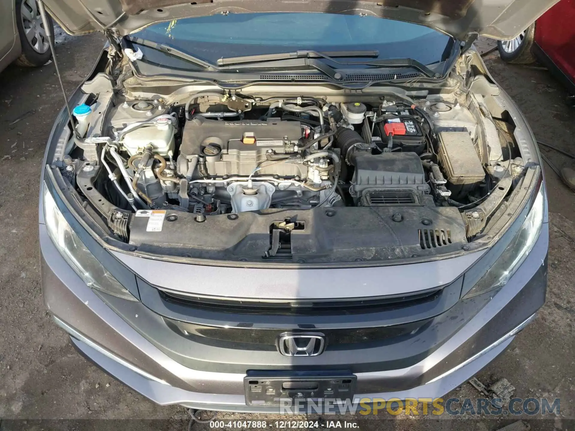 10 Photograph of a damaged car 2HGFC2F69KH579983 HONDA CIVIC 2019