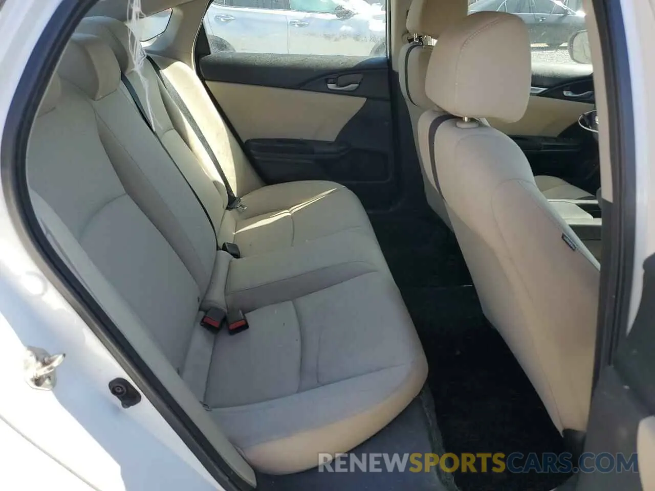 11 Photograph of a damaged car 2HGFC2F6XKH532560 HONDA CIVIC 2019