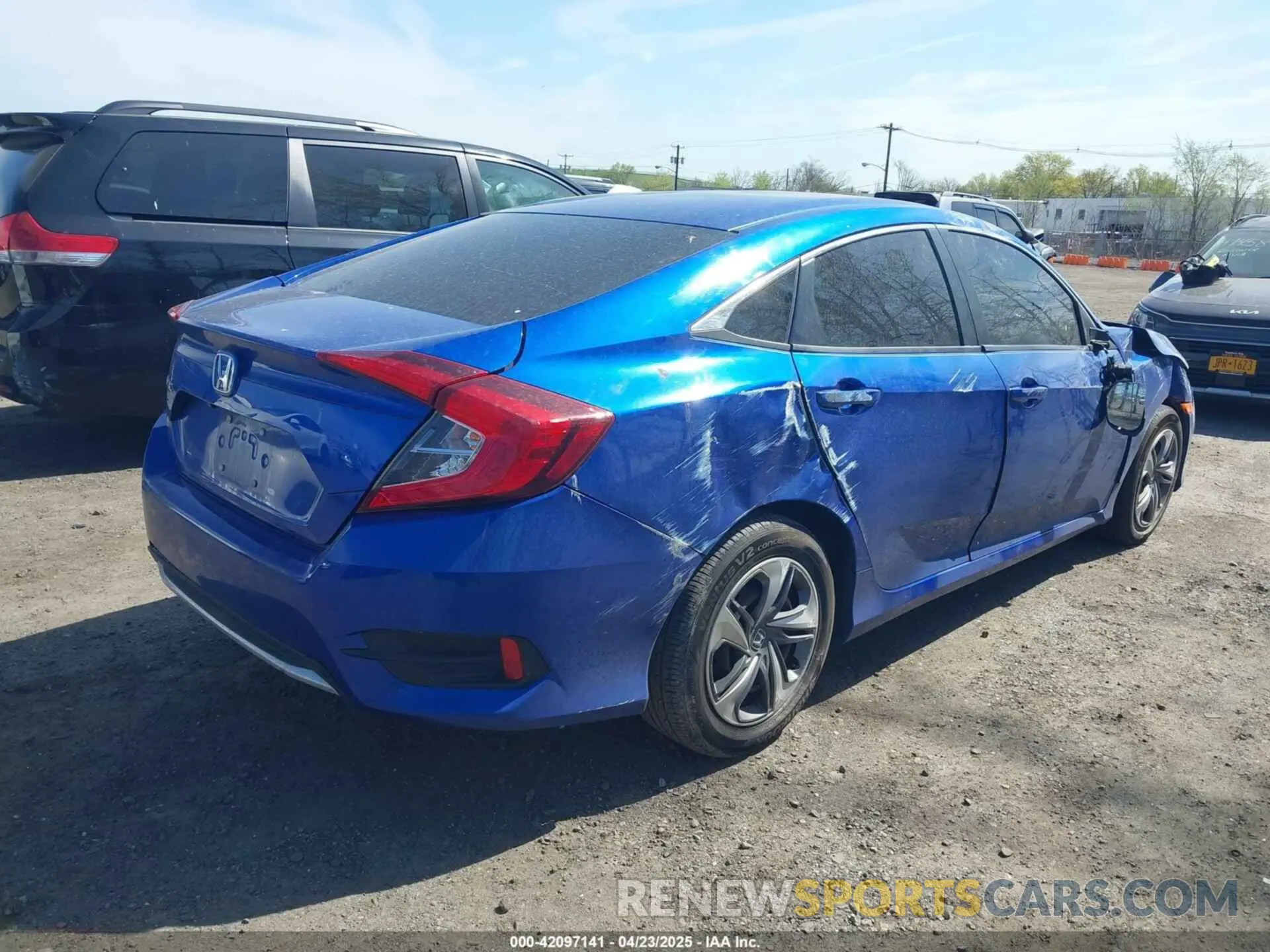 4 Photograph of a damaged car 2HGFC2F6XKH540397 HONDA CIVIC 2019