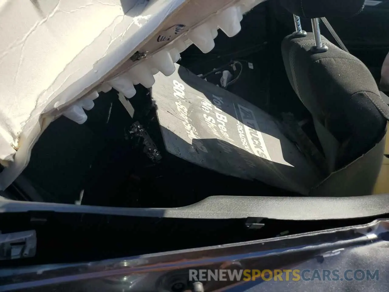 10 Photograph of a damaged car 2HGFC2F6XKH558530 HONDA CIVIC 2019
