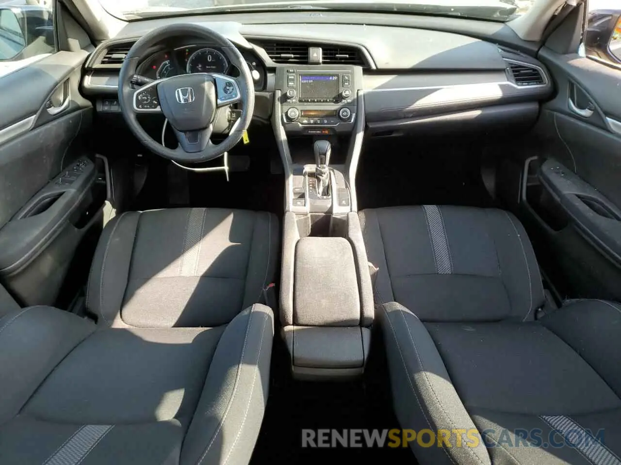 8 Photograph of a damaged car 2HGFC2F6XKH565719 HONDA CIVIC 2019