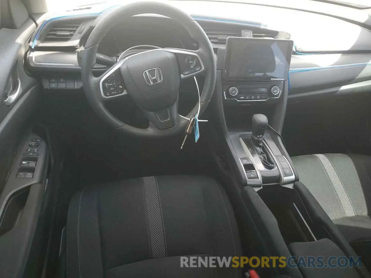 8 Photograph of a damaged car 2HGFC2F6XKH569480 HONDA CIVIC 2019