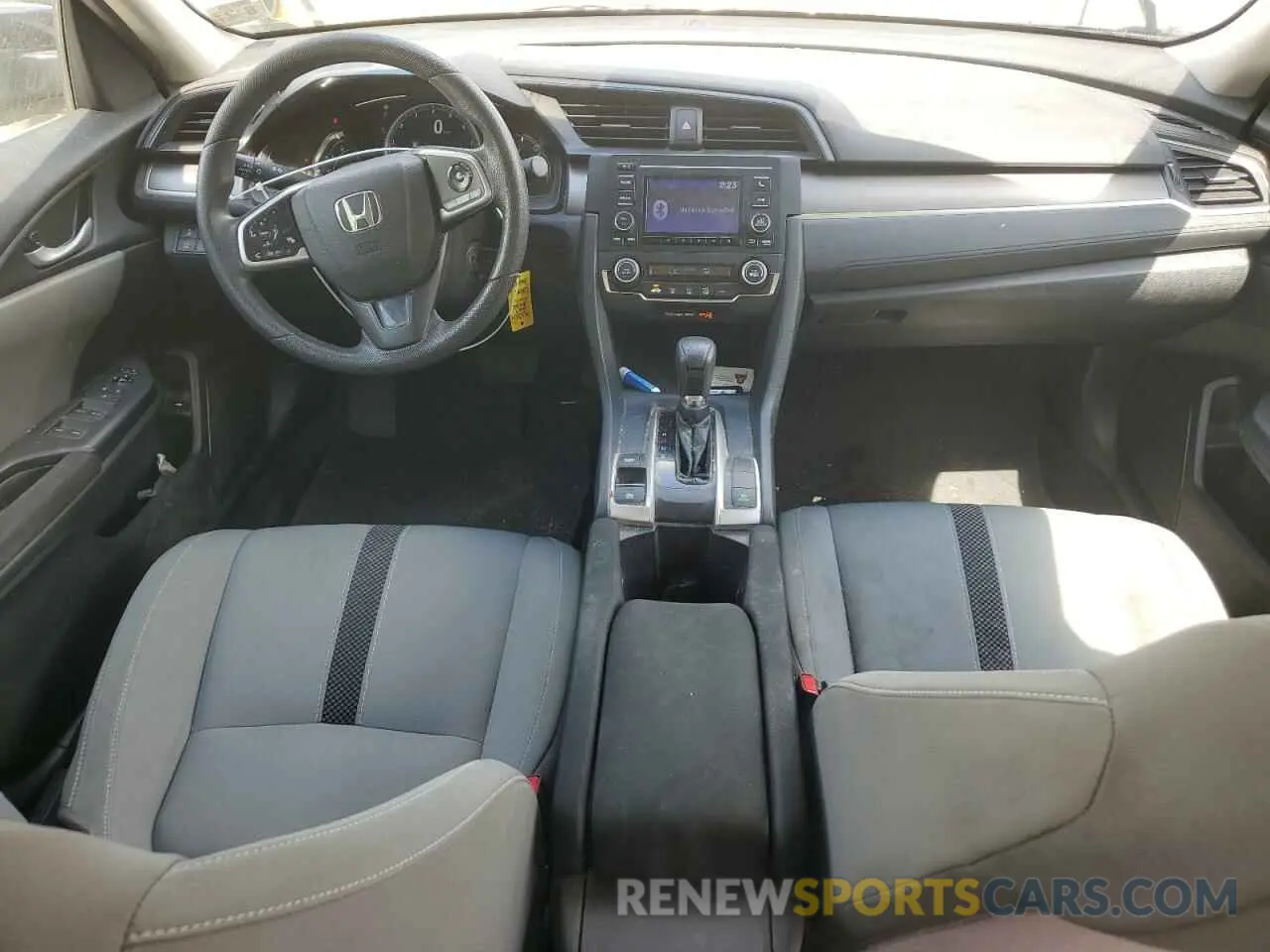 8 Photograph of a damaged car 2HGFC2F6XKH584304 HONDA CIVIC 2019