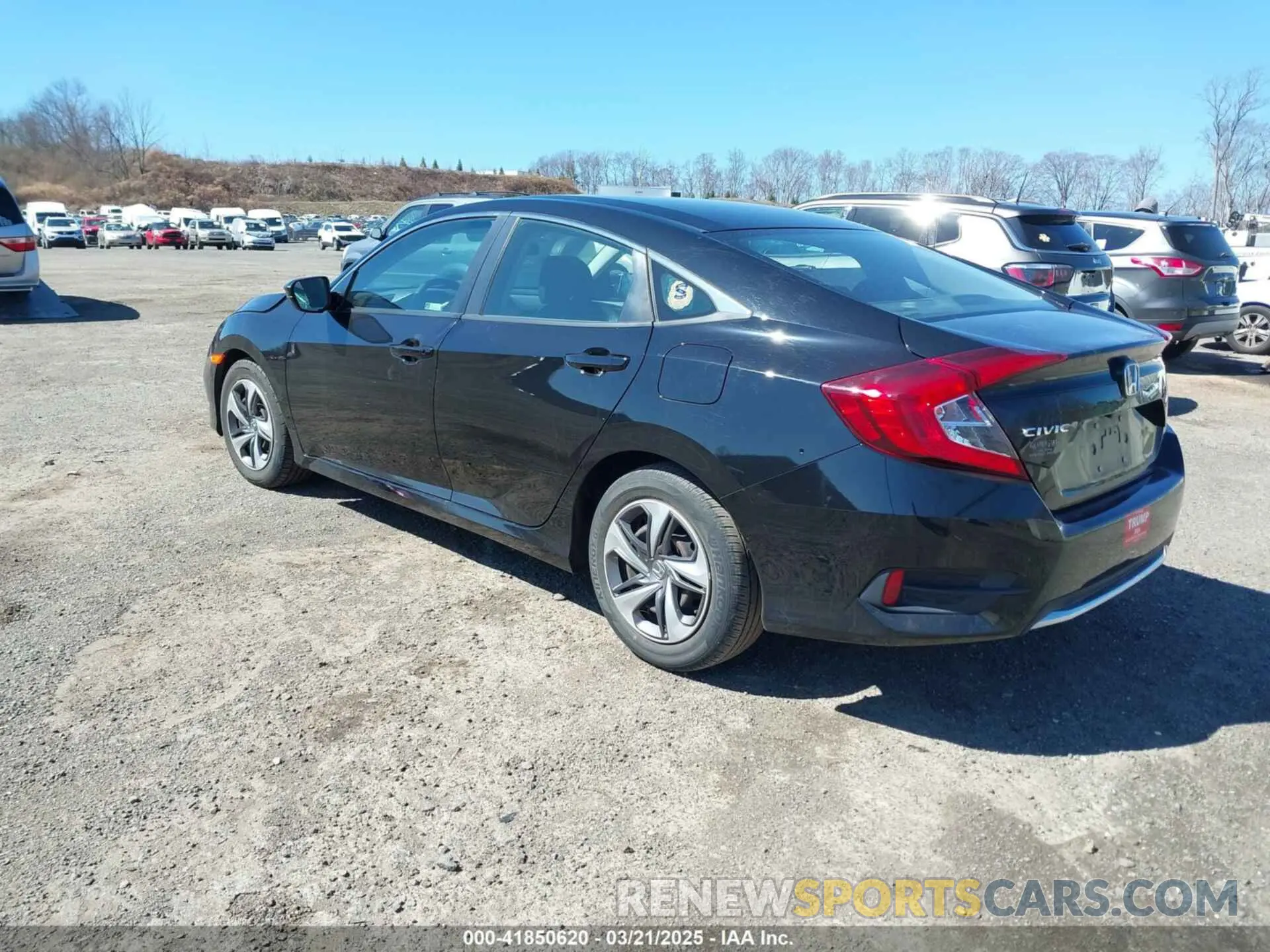 3 Photograph of a damaged car 2HGFC2F6XKH585601 HONDA CIVIC 2019