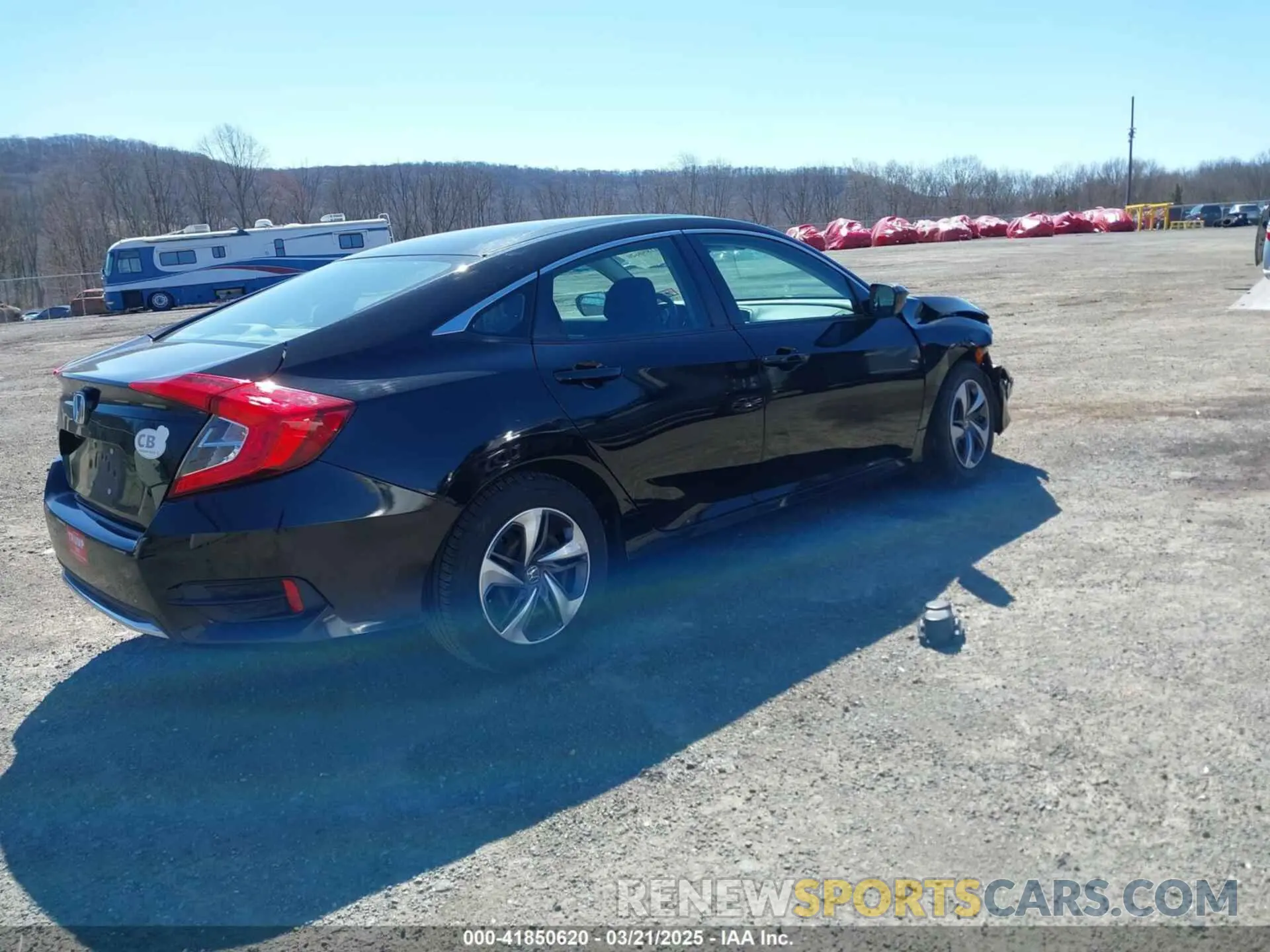 4 Photograph of a damaged car 2HGFC2F6XKH585601 HONDA CIVIC 2019