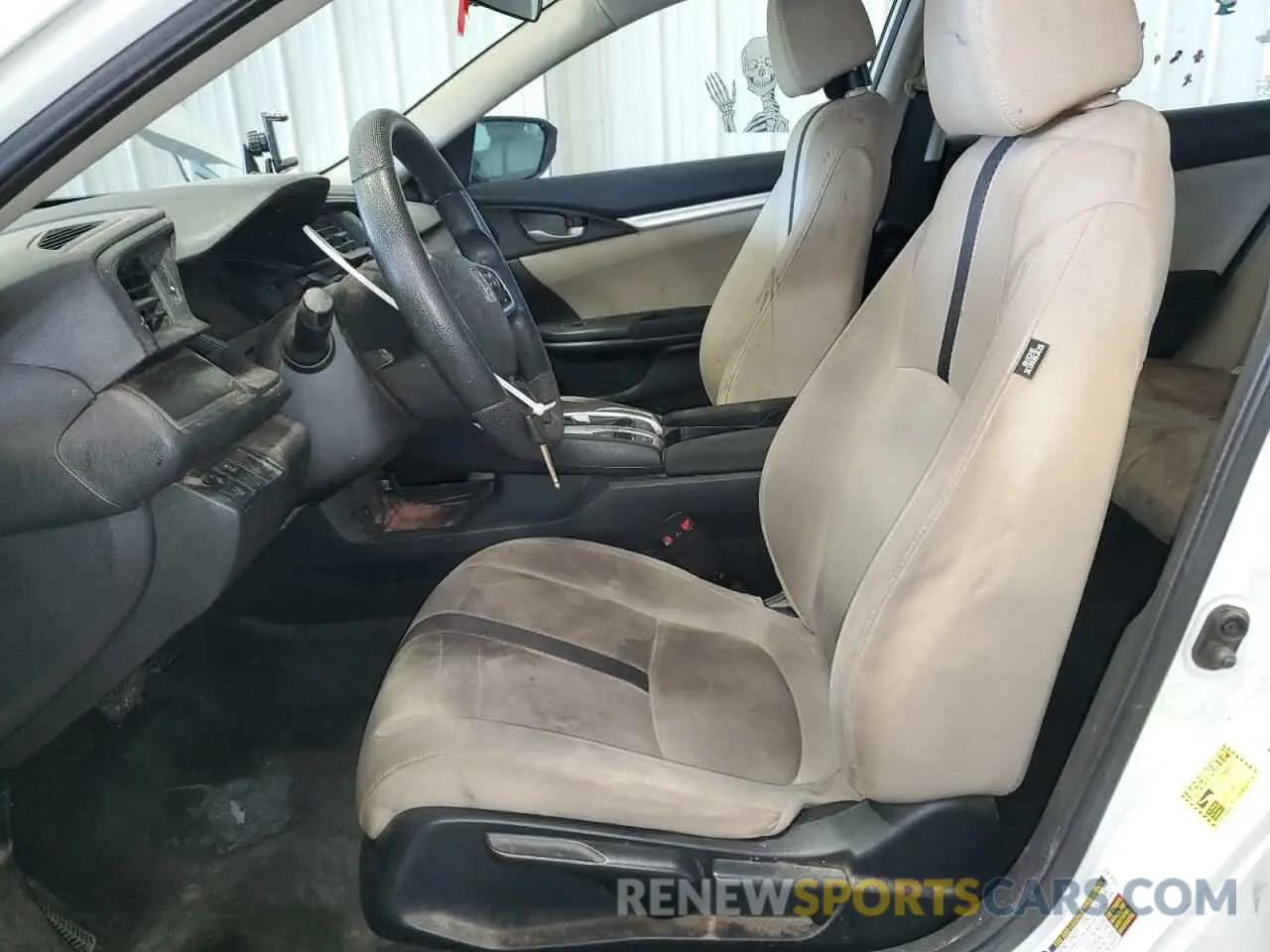 7 Photograph of a damaged car 2HGFC2F6XKH604454 HONDA CIVIC 2019