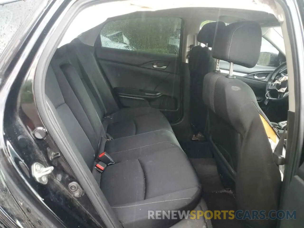 10 Photograph of a damaged car 2HGFC2F76KH020139 HONDA CIVIC 2019