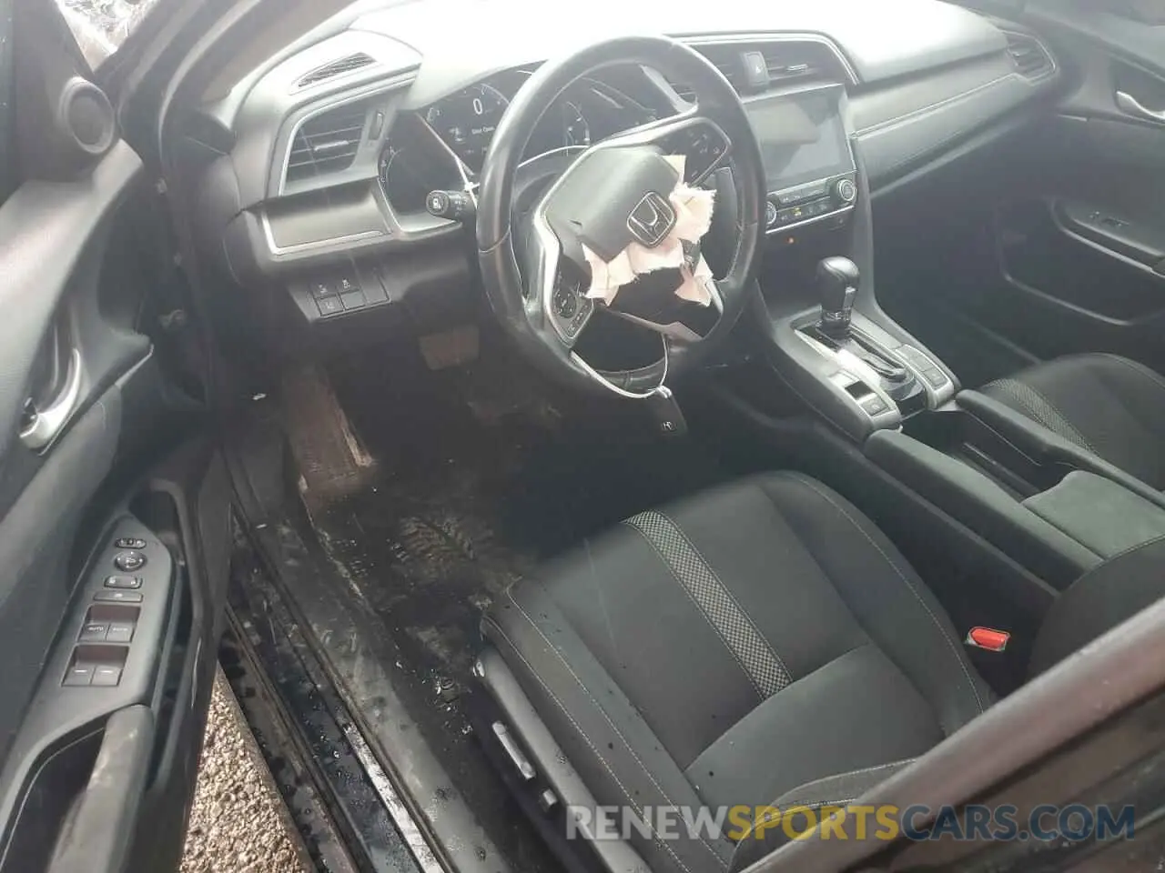 8 Photograph of a damaged car 2HGFC2F76KH020139 HONDA CIVIC 2019