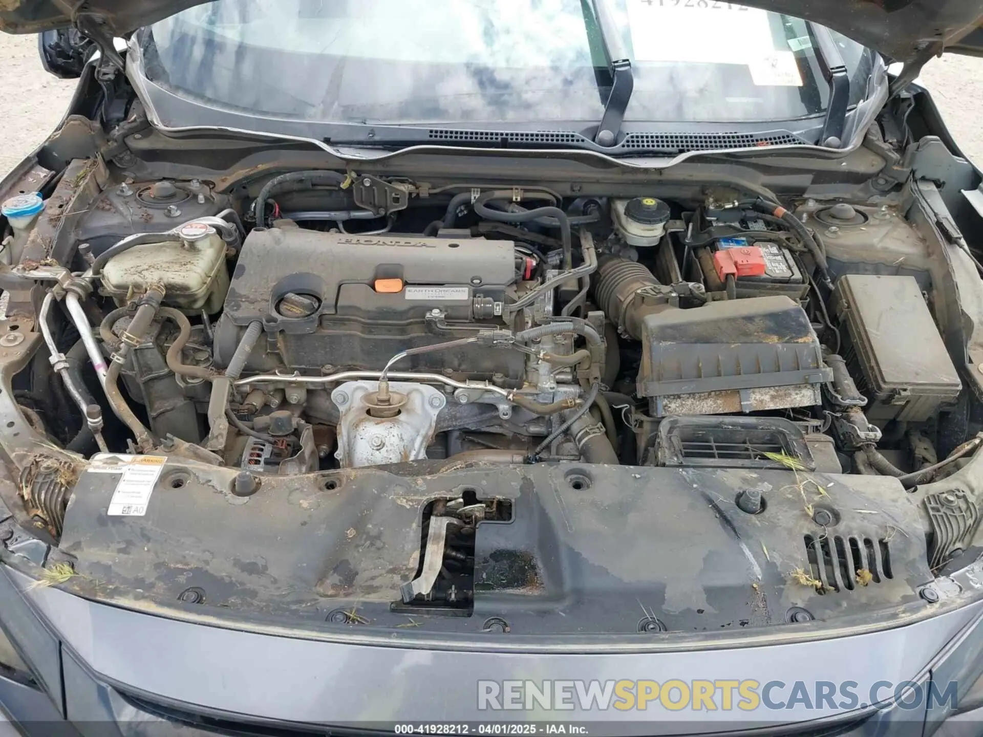 10 Photograph of a damaged car 2HGFC2F80KH530561 HONDA CIVIC 2019