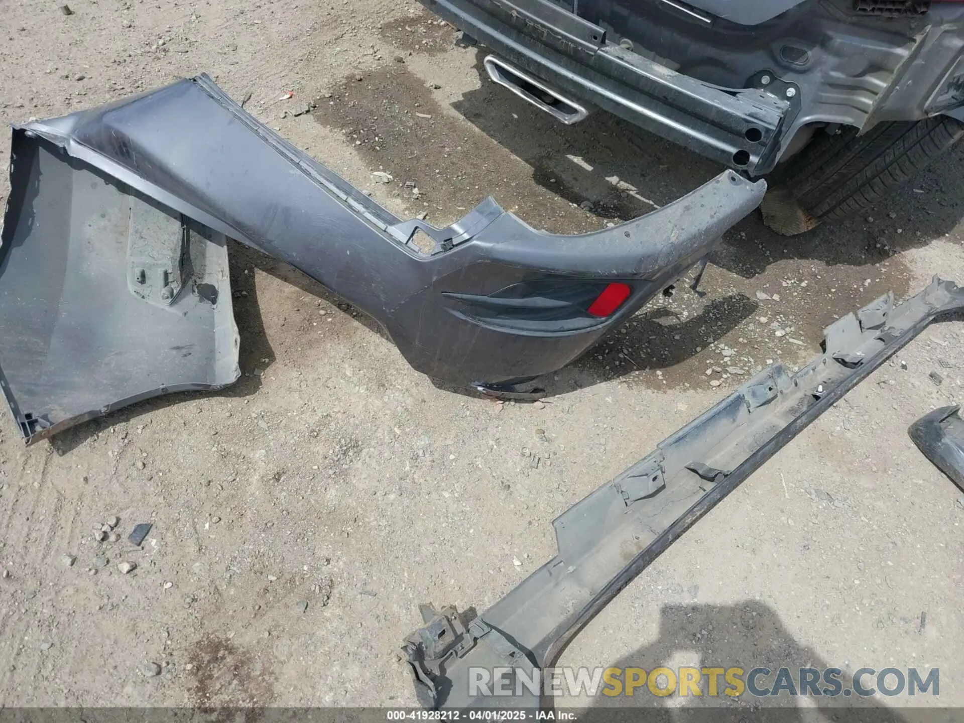 12 Photograph of a damaged car 2HGFC2F80KH530561 HONDA CIVIC 2019