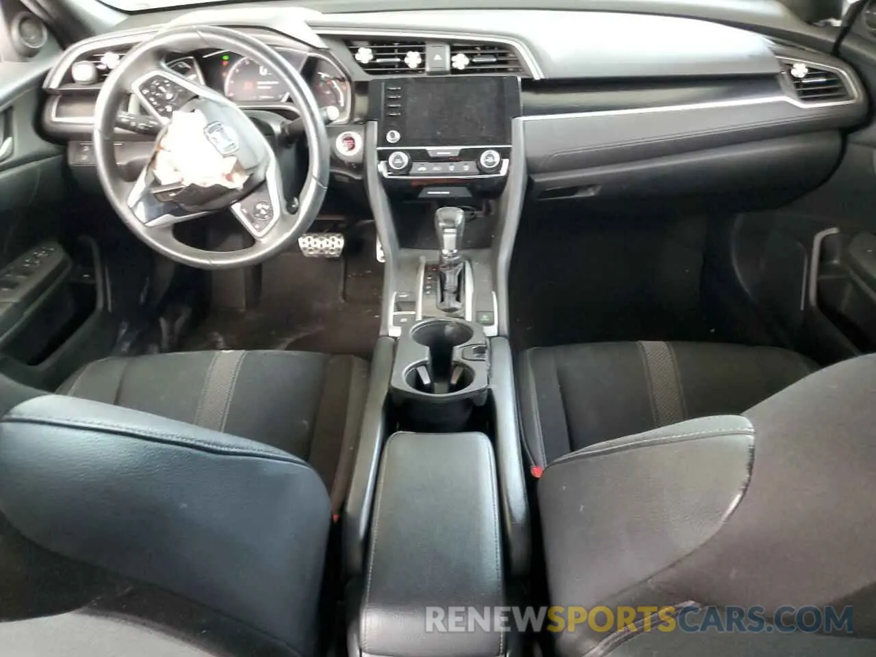 8 Photograph of a damaged car 2HGFC2F80KH599024 HONDA CIVIC 2019