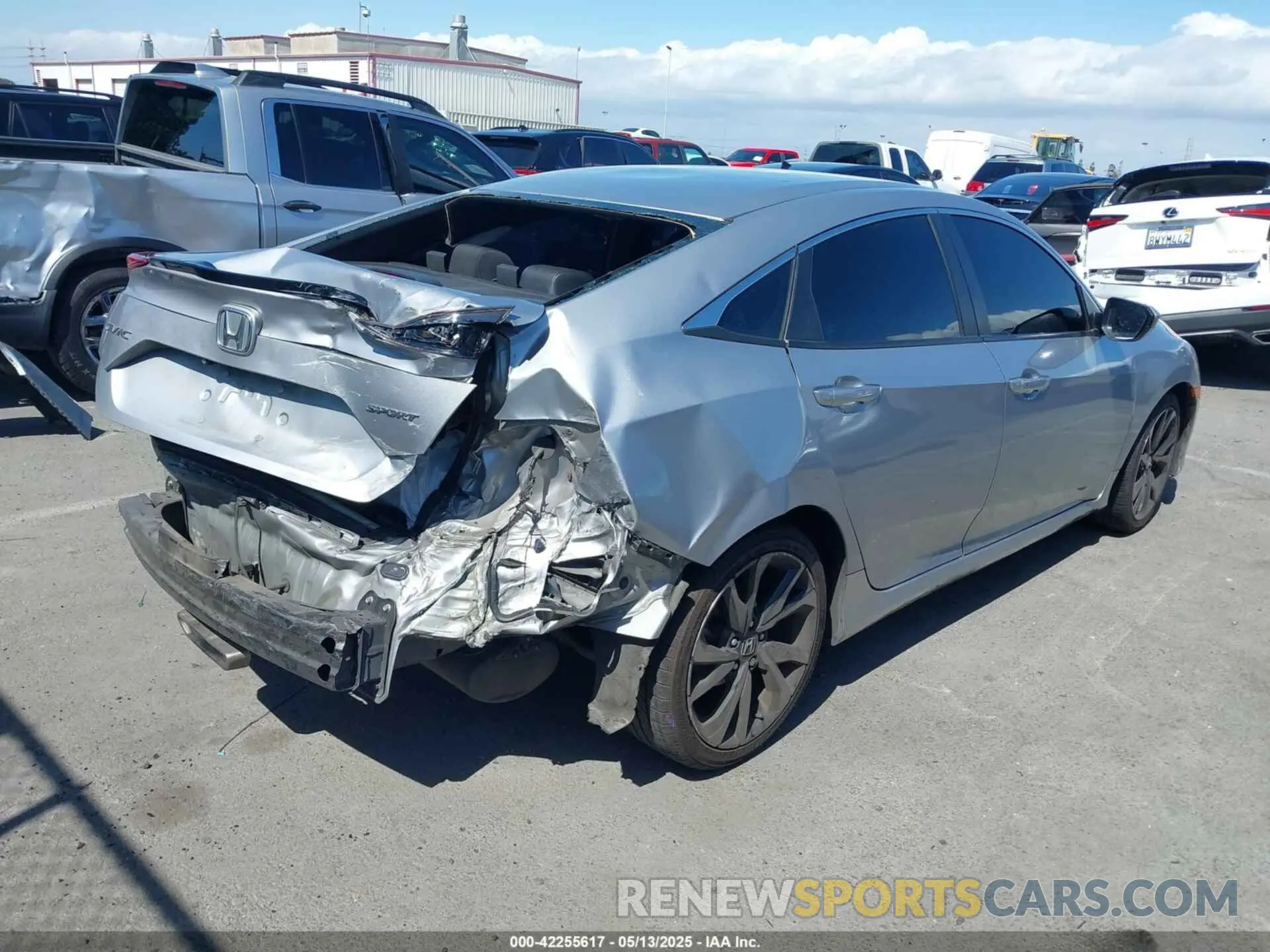4 Photograph of a damaged car 2HGFC2F80KH600754 HONDA CIVIC 2019