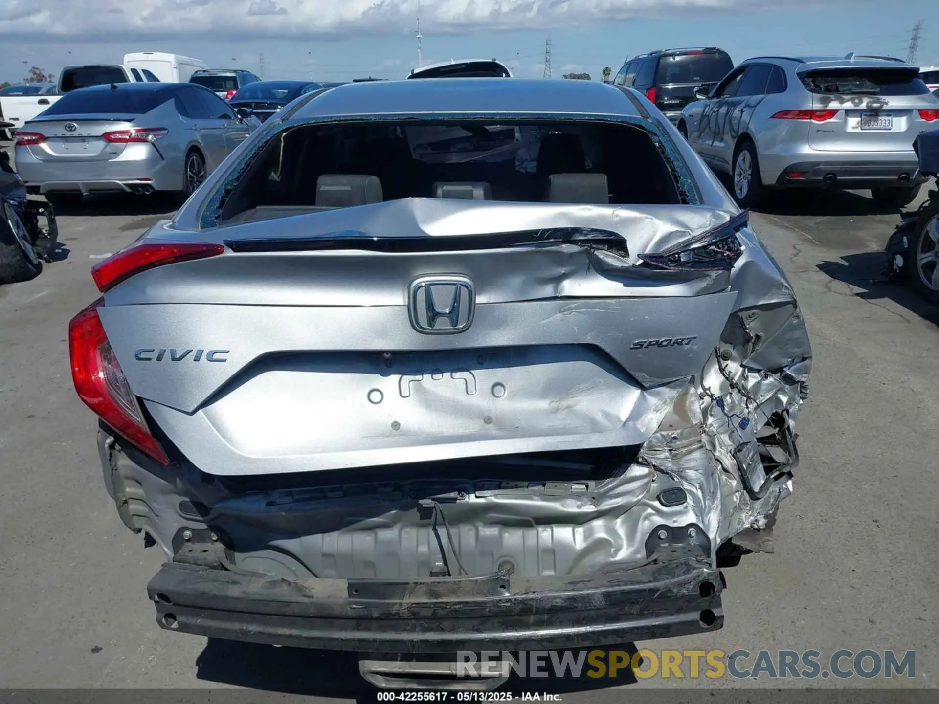 6 Photograph of a damaged car 2HGFC2F80KH600754 HONDA CIVIC 2019