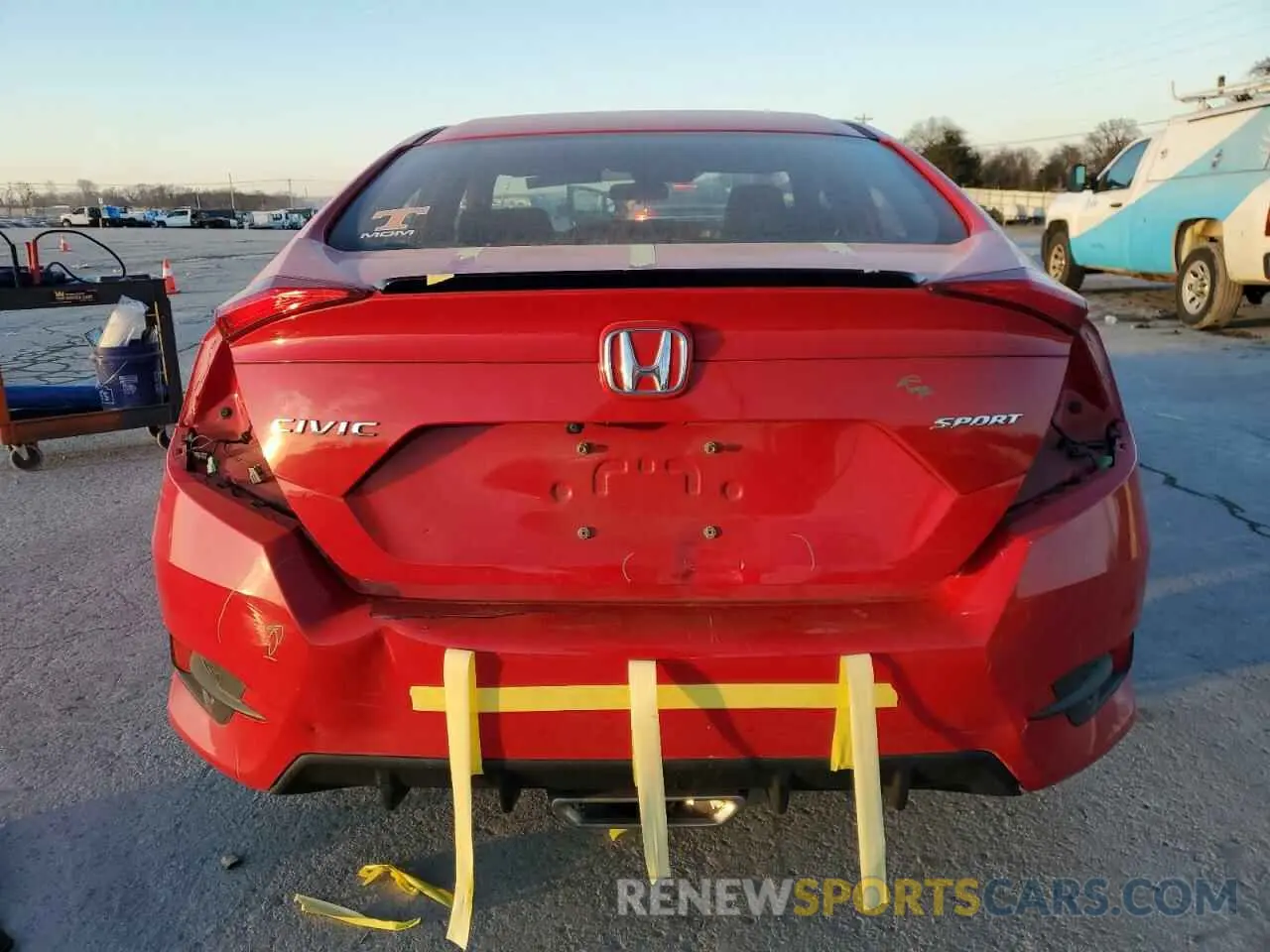 6 Photograph of a damaged car 2HGFC2F80KH603363 HONDA CIVIC 2019