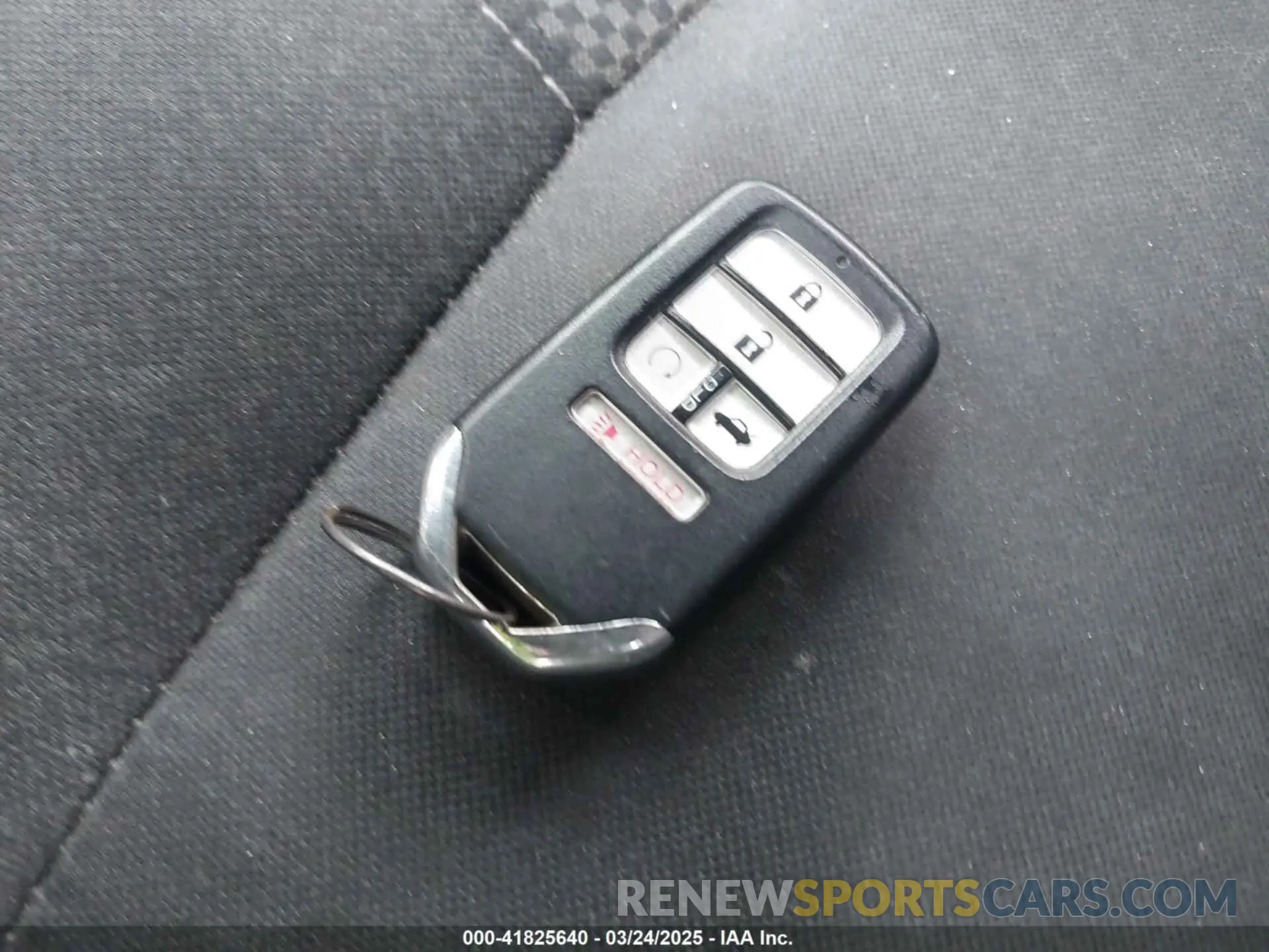 11 Photograph of a damaged car 2HGFC2F80KH605100 HONDA CIVIC 2019