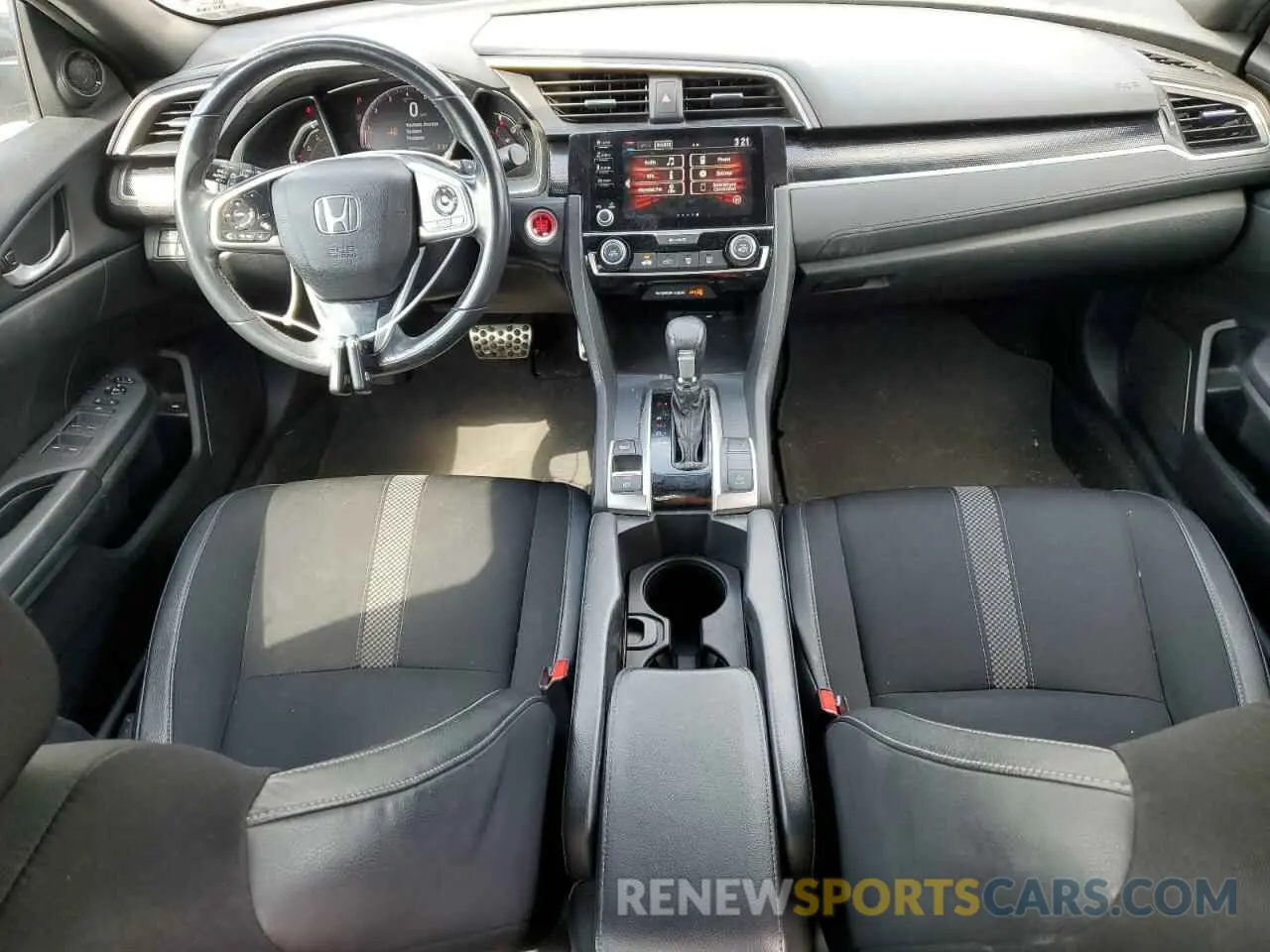 8 Photograph of a damaged car 2HGFC2F81KH513171 HONDA CIVIC 2019