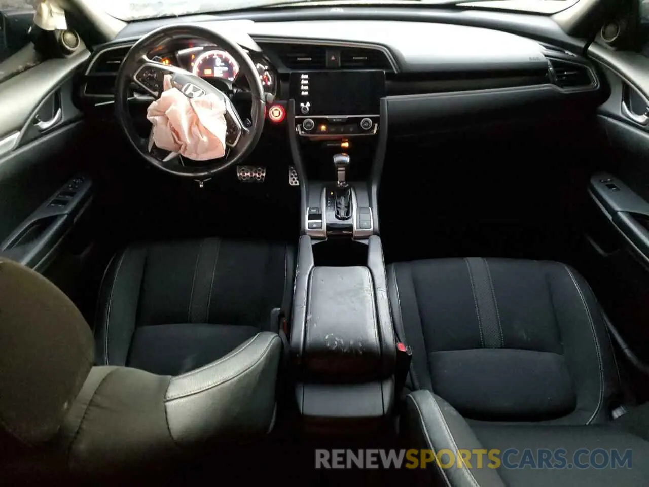 8 Photograph of a damaged car 2HGFC2F81KH528317 HONDA CIVIC 2019