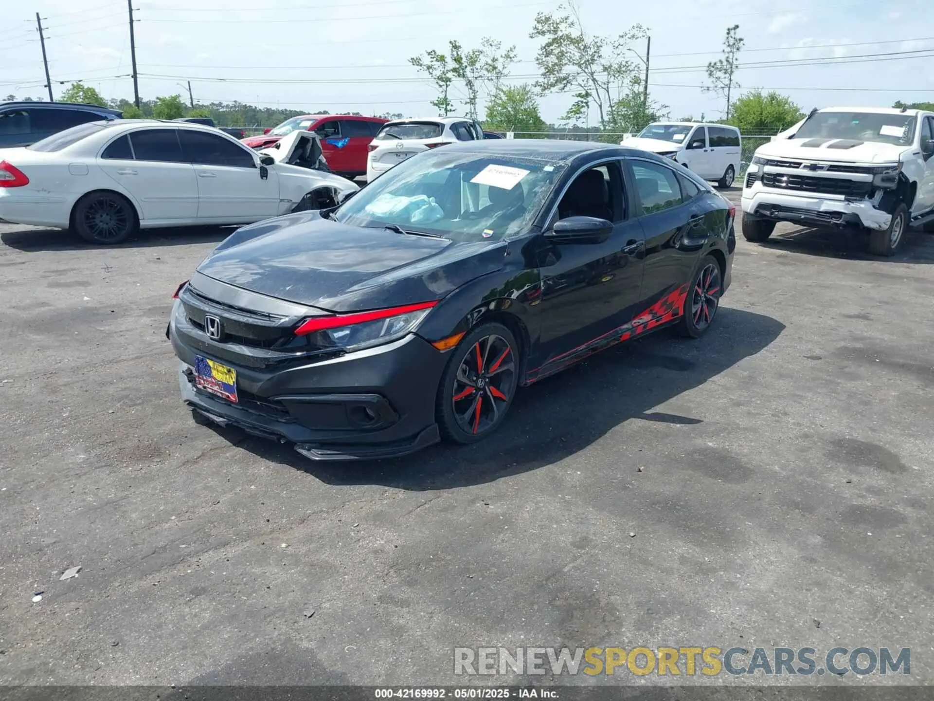 2 Photograph of a damaged car 2HGFC2F81KH529418 HONDA CIVIC 2019
